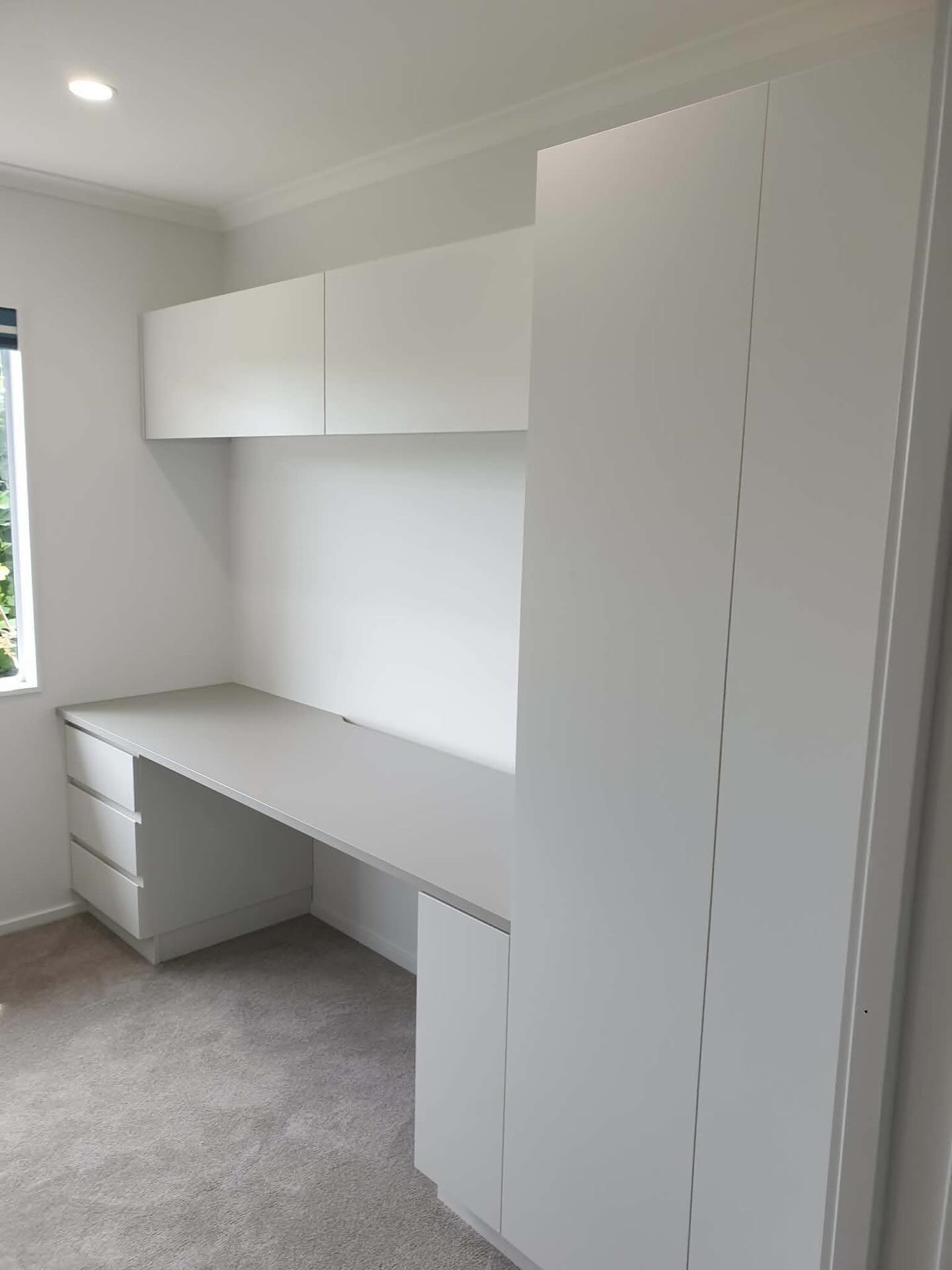 Another custom home office and wardrobe fit-out completed for a local Napier customer. Manufactured, and installed entirely by our team using Laminex Melteca MDF for a clean, durable finish.
If youโre planning a home office, wardrobe, or full interior fit-out, get in touch with us to create a tailored solution that fits your space perfectly.
sales@pollett.co.nz