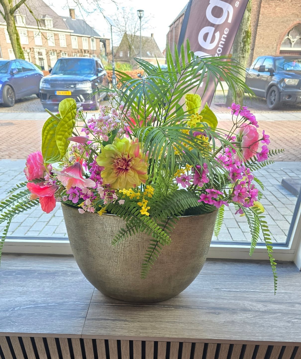 💐Weer een heerlijk fris boeket bij @megasun_schijndel 💐
#zijdenboeket #zijdenbloemen #verfrissend #onbezorgdgenieten