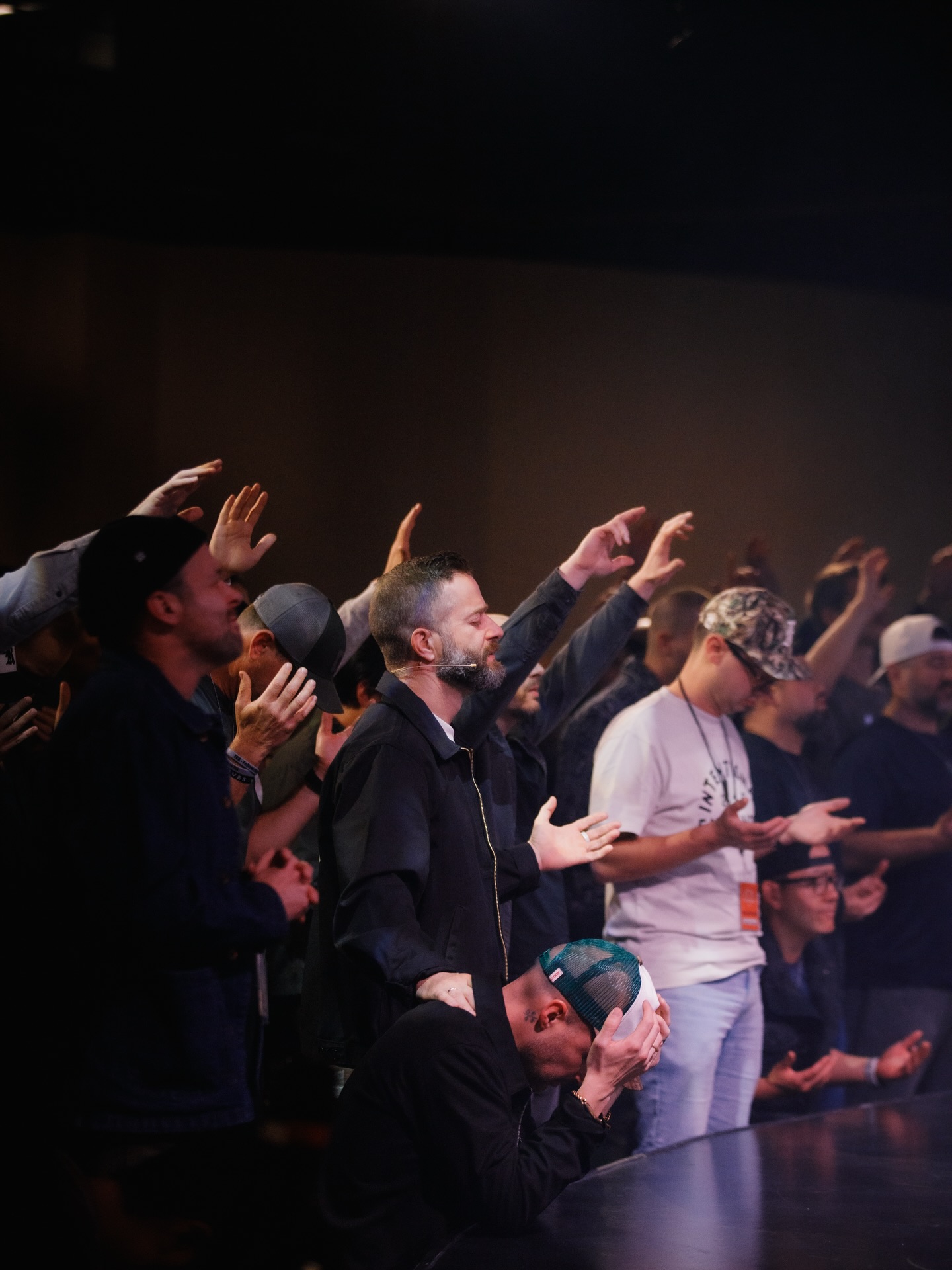 I just had one of the most significant weekends of my life. Over 600 dads in a packed out room all praising God, hugging, weeping, repenting, covenanting in friendship, and declaring that their household will follow the Lord. I do words for a living, and I have no words.
I am so honored to do something that Jesus is so clearly moving in. And so honored to partner with my man @brookmosser to do @intentionalfatherhood_
We will do another one. Hopefully soon. You either need to come (or send your husband.) Stay tuned. And all y’all brothers keep fighting the good fight. God is with you.