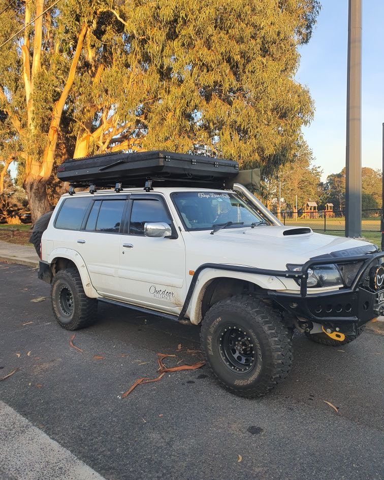 looks@minimal for its size - that tent is 2.4m x 1.45 x 300mm