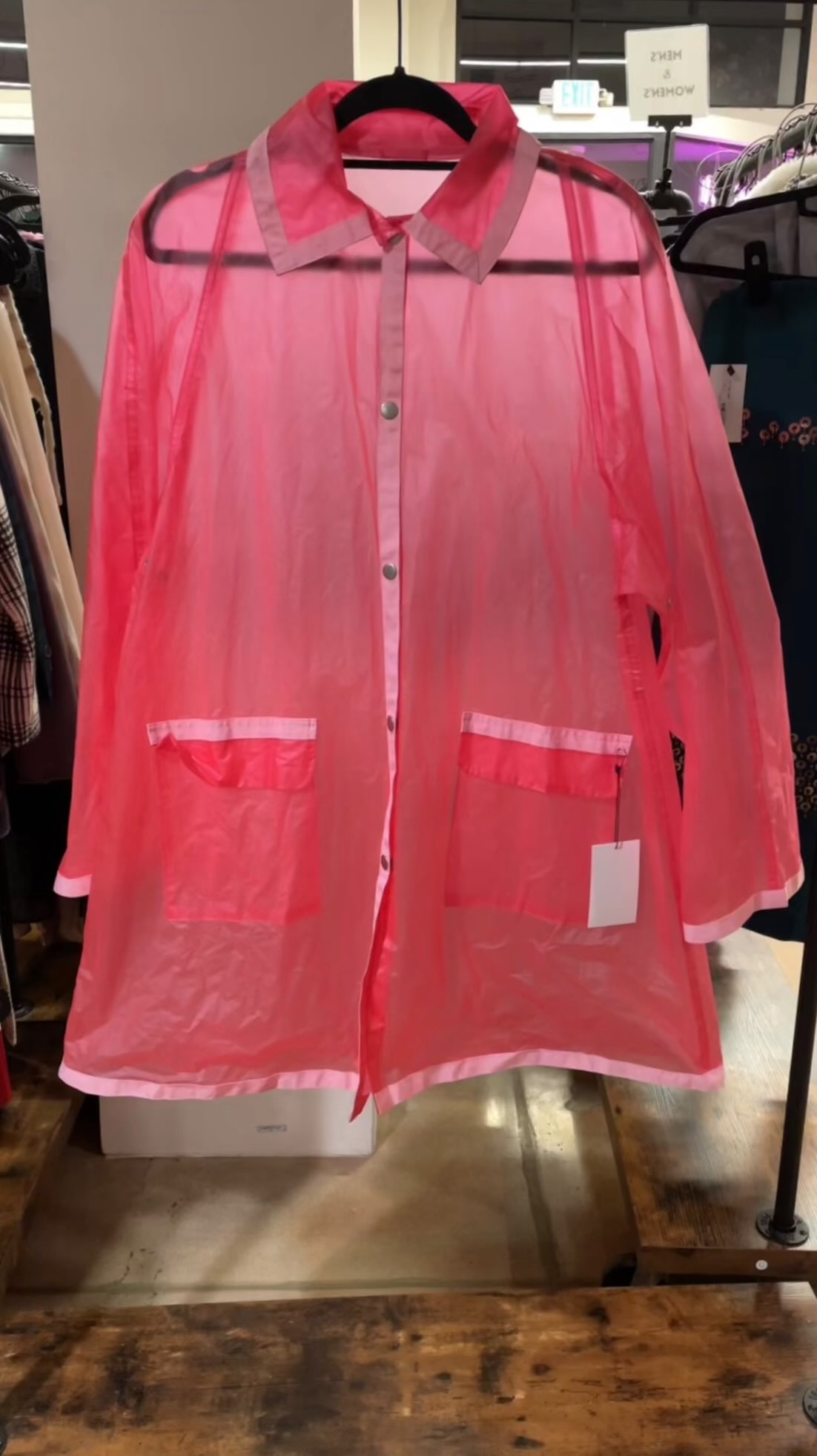 When you stay ready, you don’t have to get ready. The rain rain may have gone away, but it’s sure to come again another day. ☔️ Stay dry with our variety of raincoats in slicker, waxed, and technical styles.
🧥💜
#secondhandfashion #sustainablefashion #trenchcoats #thriftingfinds