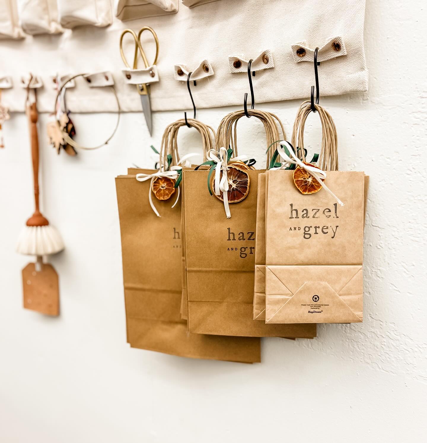 All ready to gift wrap your presents!