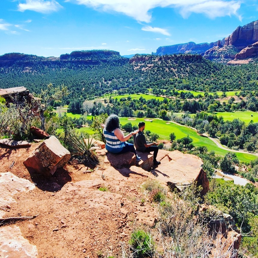 An amazing vortex tour like no other in Sedona! www.sedonaufotours.com #sedonaaz #visitsedona #chakras #vortex #vortextour #energy #sedona #sedonaufotours #sacredplaces #vortexenergy #energyhealing