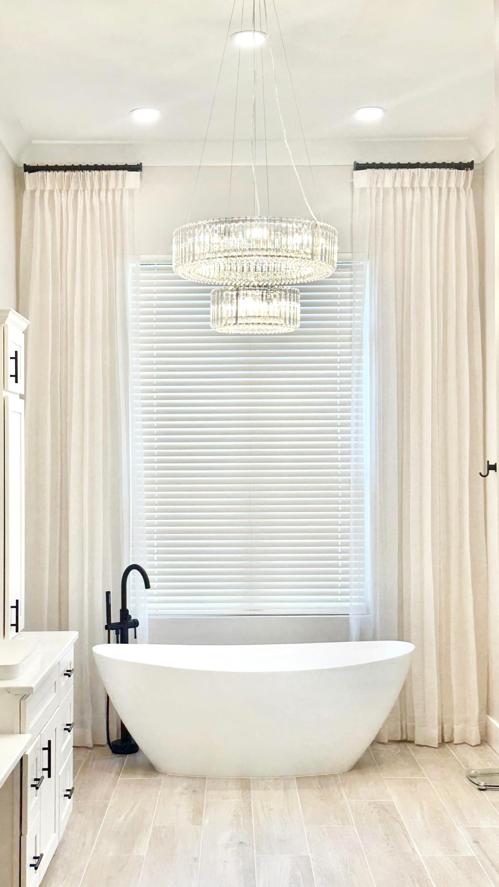 And the best part? You already know where to find me 😌
Designer: @hannahmoserinteriors
Contractor: @fortifiedconstructionsg
Let’s create something beautiful together! DM ‘DESIGN’ to get started.
Content/Socials: @formacreatives.co
fort myers interior design, interior design services in swfl, naples interior design, interior design, bonita springs interior design, interior designer, hannah moser interiors, #interiordesign #interiordesigner #naplesinteriors