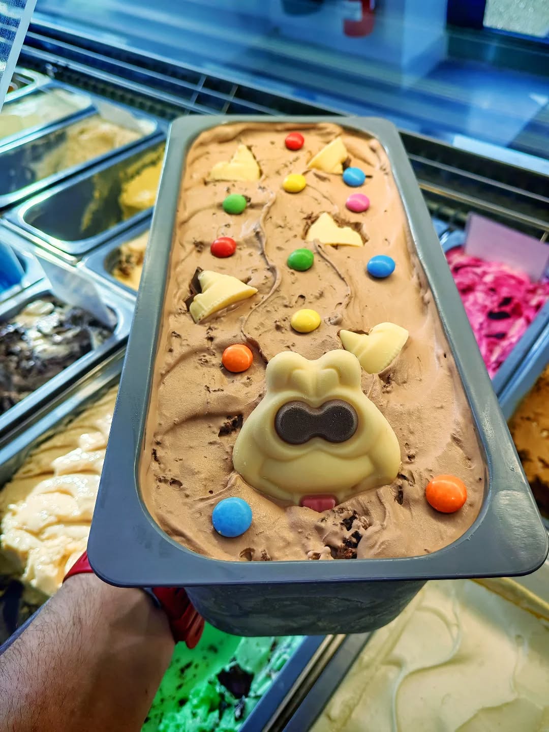 Last time we did a supermarket icon… we got a friendly telling off.
So this time?
We’re saying absolutely nothing.
Just chocolate birthday cake gelato. GLUTEN FREE!!
You know the one. 👀
Available in both shops Wednesday.
#glutenfree #colinthecaterpillar #notcolin #carlos #caterpillar