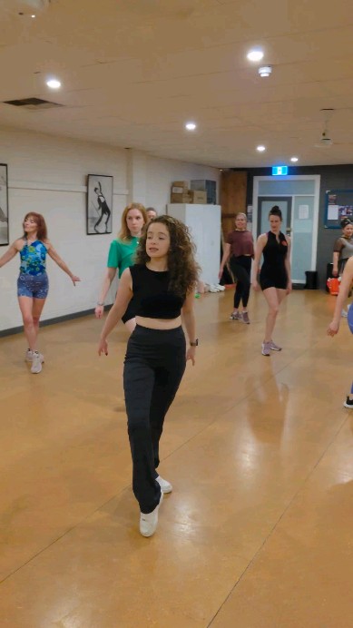 Learn Zouk Styling with @rachykempson from @latindancehq
🗓️ 25 Feb, 7.30pm (Our usual Passasita class. Open level)
📍Escola de Samba Adelaide
Book via link in bio!