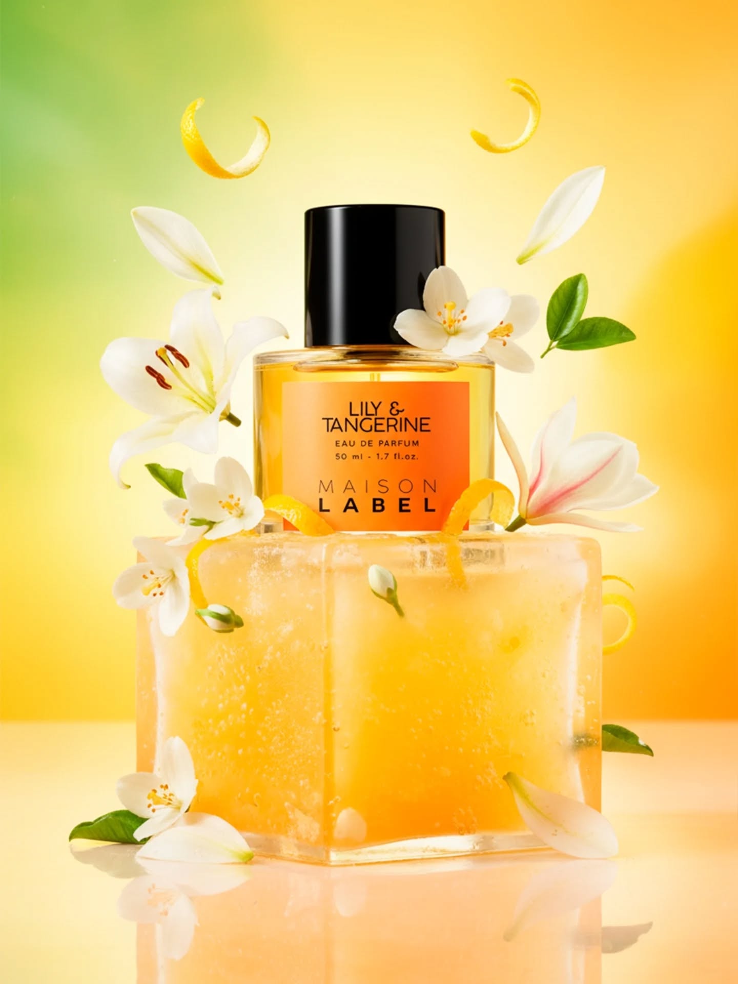 A bouquet of white flowers immersed in tangerine juice.
Lily & Tangerine blends sparkling citrus with a lush floral heart, creating a playful contrast between brightness and softness.
Juicy, luminous and refined.
An enchanting scent that delights without overwhelming.
#MaisonLabel #LilyAndTangerine #CitrusFloral
#PerfumeArt #NichePerfume
