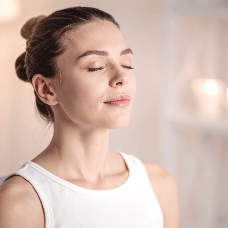 La meditazione e’ davvero una bussola interiore e come creare rituali di benessere ce lo spiega @cristina_settanni nel nostro articolo www.goodliving.it
.
Con la pratica costante e con il sostegno di rimedi naturali come Meditation @fioriaustralianigreenremedies , ciascuno può costruire uno spazio di calma e presenza, indispensabile per vivere in equilibrio ☀️
.
#greenremedies #australianbushflowers #meditation