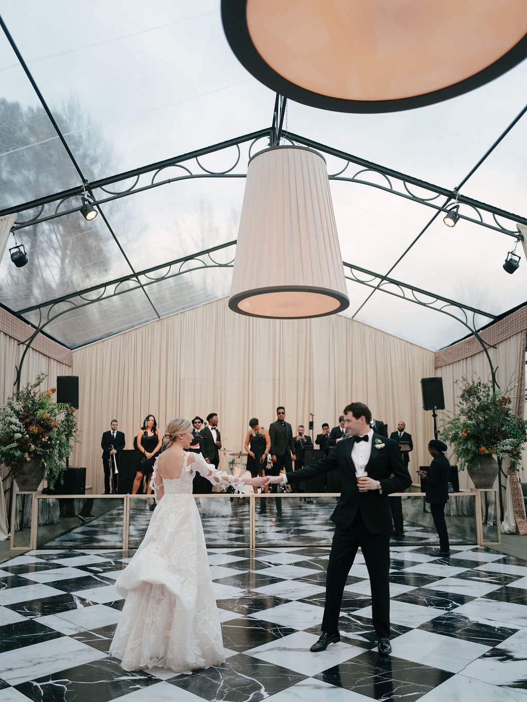 Tomorrow will be a year for Hannah and Jack! We can’t believe it. We are still so grateful for this family who gave us the gift of not only planning one but two weddings in a year, for the most gracious sisters. We love y’all!
📸 @annerhettphotography
Design and planning @hillandcocreative
Bridal styling @theonegown
Floral @blossombaydesign
Drape @veilcharleston
Lighting and production @technicalevent
Venue @reserveatlakekeowee
Rentals @nuagedesignsinc @maykerevents @professionalparty @charlestonwraps
Video @siegelfilms
H+MU @dannonkcollardmua @charbelk