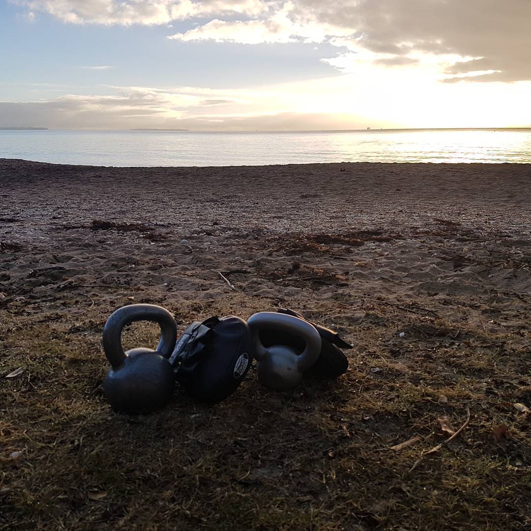 Love my morning sessions at Takapuna Beach. Was a fantastic way to start on Saturday.
#ilovetakapuna
#takapunabeach
#boxing
#personaltraining
#fitness
#mornings
#morningview