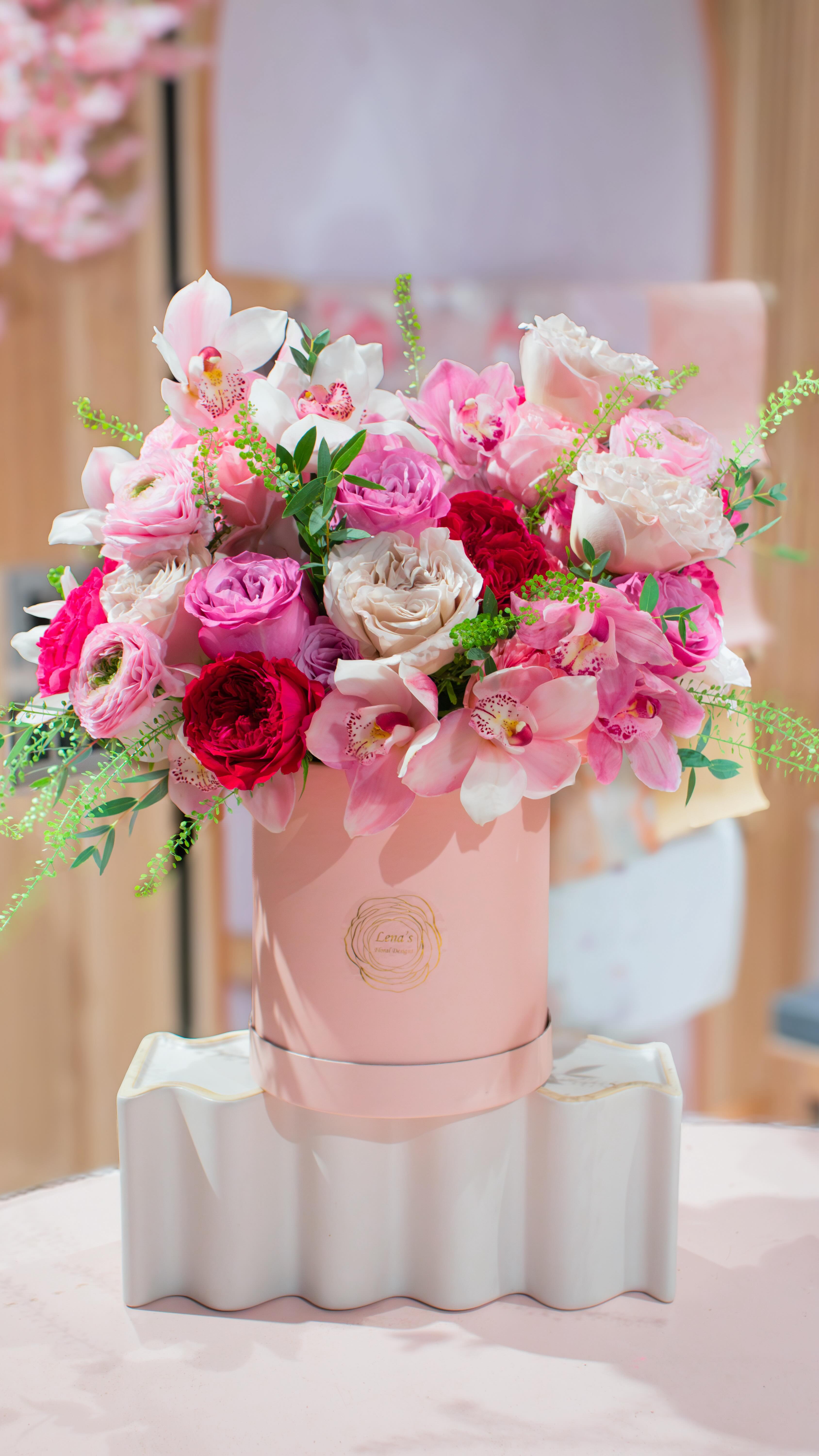 Every custom arrangement is crafted with care to share love. Order yours via email or on our website and let us create something special for you.
📧sales@lenasfloraldesigns.com
#torontoflowers #customflowers #torontofloral