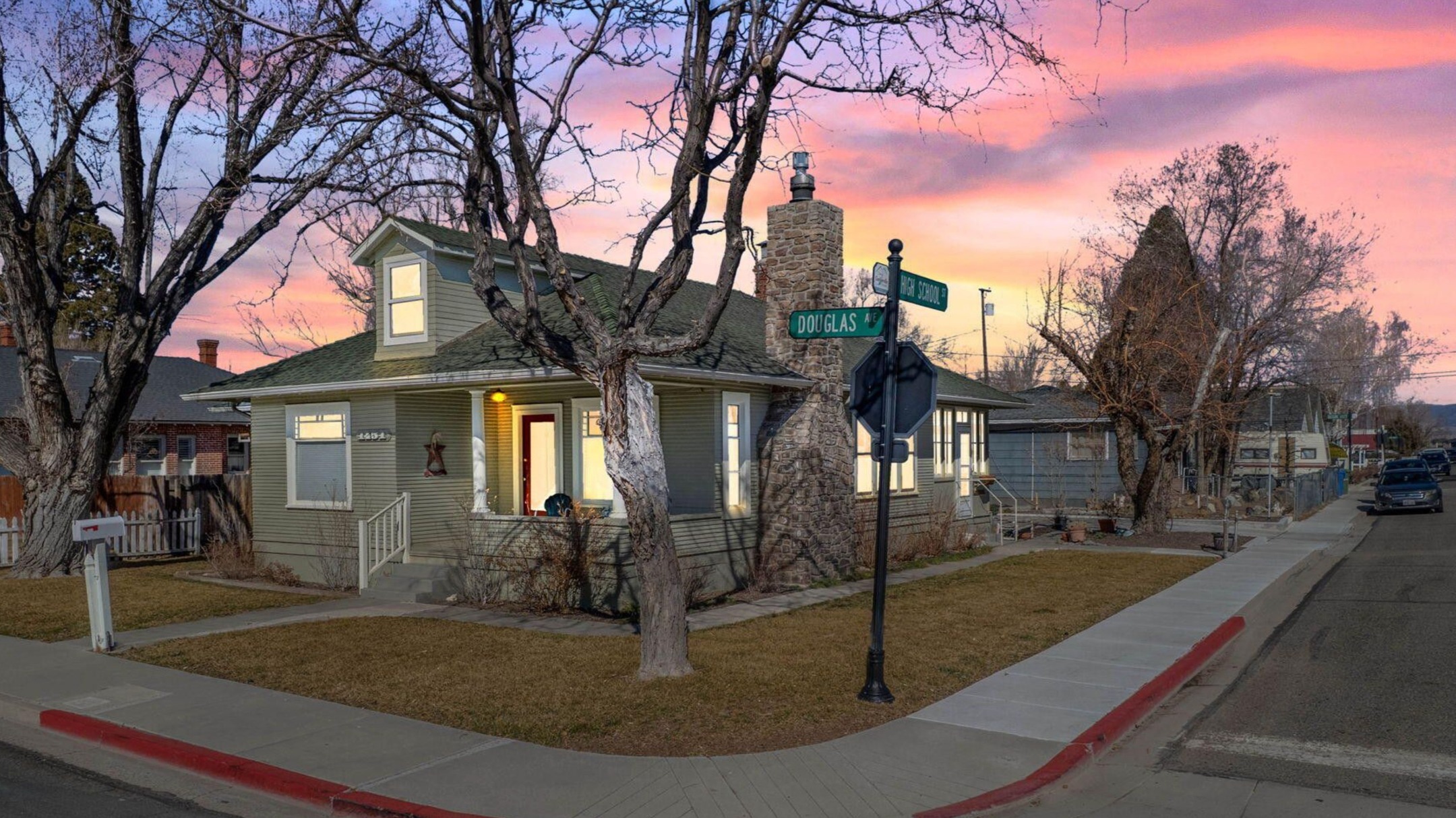 📍 Address: 1451 Douglas Avenue, Gardnerville, NV 89410
💲 Price: $625,000
🏷 Property Type: Single Family Residence
🛏 Beds | 🛁 Baths | 📐 Sq Ft: 3 | 2 | 1,351 SF
🌄 Lot Size: 0.12 acres
🏗 Year Built: 1917
🚗 Garage / Parking: Detached garage (1 space)
🏔 Views / Setting: Sierra Nevada mountain views | Corner lot setting
📋 MLS #: 260001857
🤝 Listing Agent: Sophia Roussakis — Intero
📍 Location & Lifestyle
• Located in the Hawkins Addition neighborhood near downtown Gardnerville
• Classic in-town living with walkable access to local amenities and schools
• Corner lot with mature landscaping and inviting curb appeal
• Covered front porch perfect for enjoying Carson Valley sunsets
📲 Want to learn more?
To learn more about this property or book a showing, DM me or comment “DOUGLAS” below.
Weston Park
RE/MAX Realty Affiliates
S.195947 | PM.168849
(775) 276-8881
westonparkhomes@gmail.com
1320 US HWY 395 N, Gardnerville NV
🌐 www.carsonvalleylistings.com