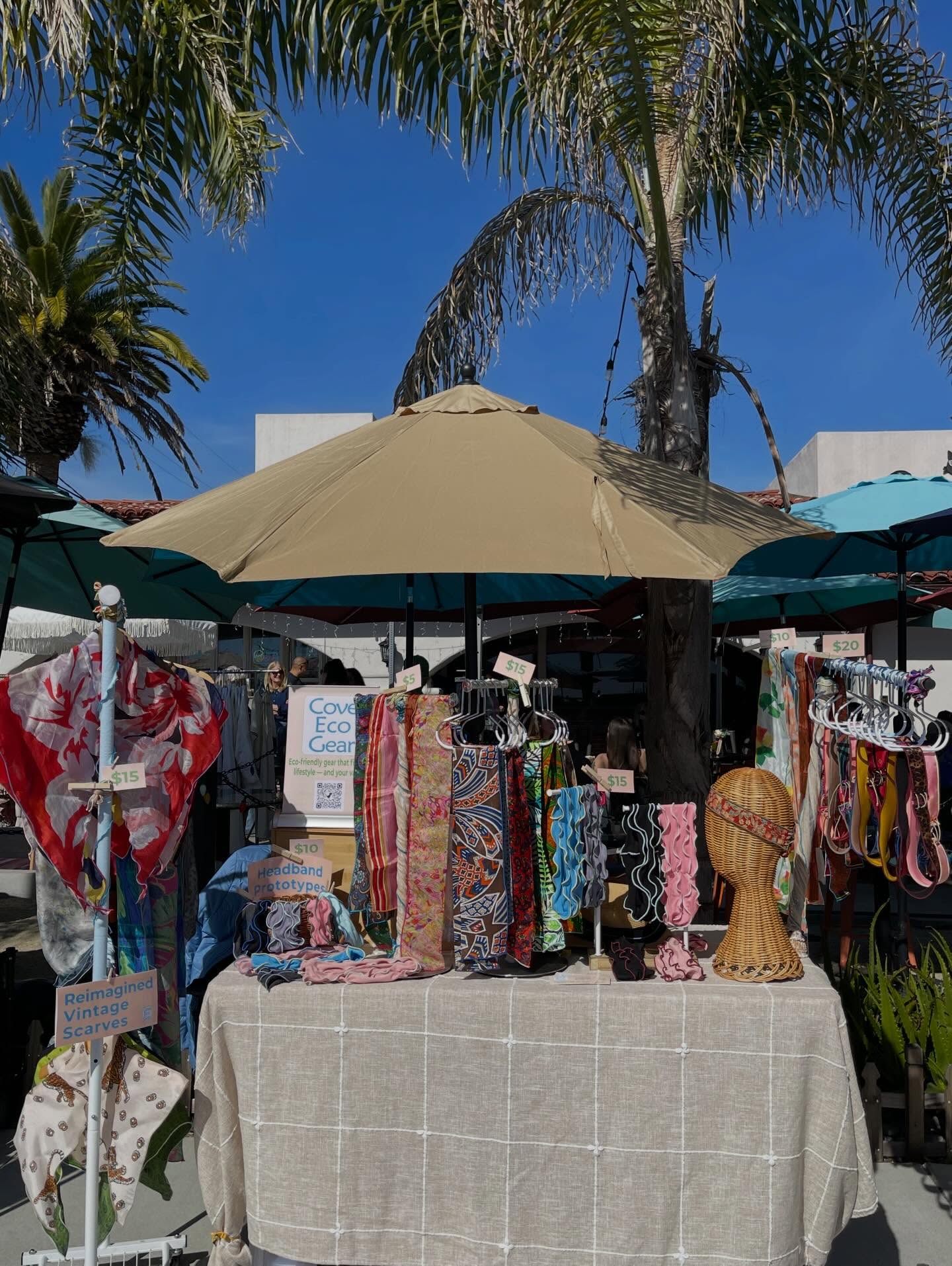 🌴Shop at the beach now!
I’ve been quietly working on something new! Come discover my headband creations crafted from eco-friendly and vintage fabrics.
I also offer a wide selection of reimagined vintage scarves.
Beachside Babes Market at Happy Cats Eat - Sun., Feb. 22 - 9 AM to 3 PM
#CoveEcoGear #CraftedInCalifornia #SantaBarbaraCreatives #CreativeCoast #CoastalCreativity MakerCulture SantaBarbaraMakers SantaBarbaraStyle BeachsideBabesMarket