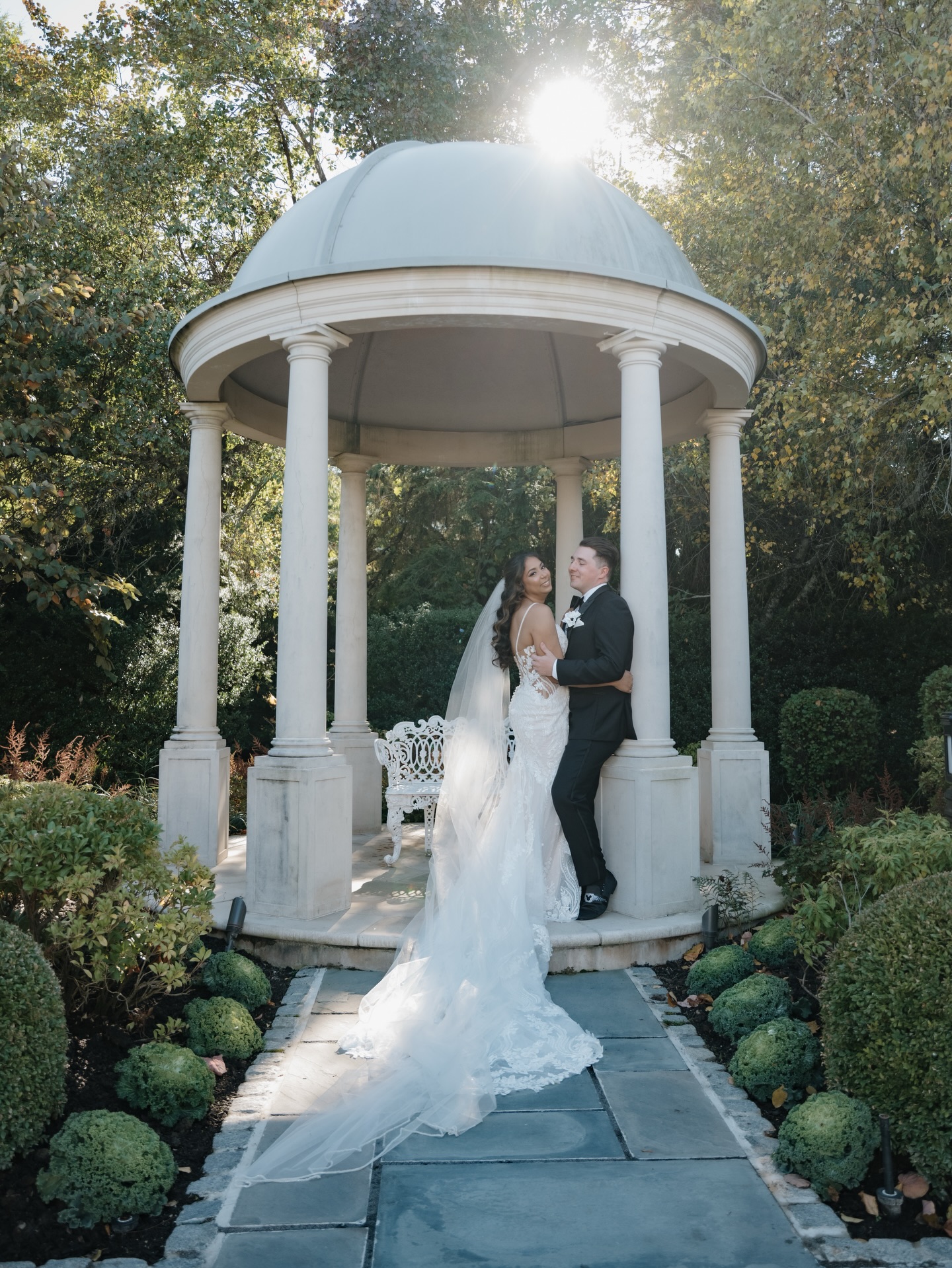 Beautiful Fall day celebrating Nick and Sam’s Wedding.
Every detail was pure magic, surrounded by family and friends, and filled with love and laughter.
I love working with @mekinasaylor
@theparksavoy
@naninasinthepark
@danissashuster
#weddingphotographers #weddingphotos #parkchateau #naninasinthepark #parksavoy