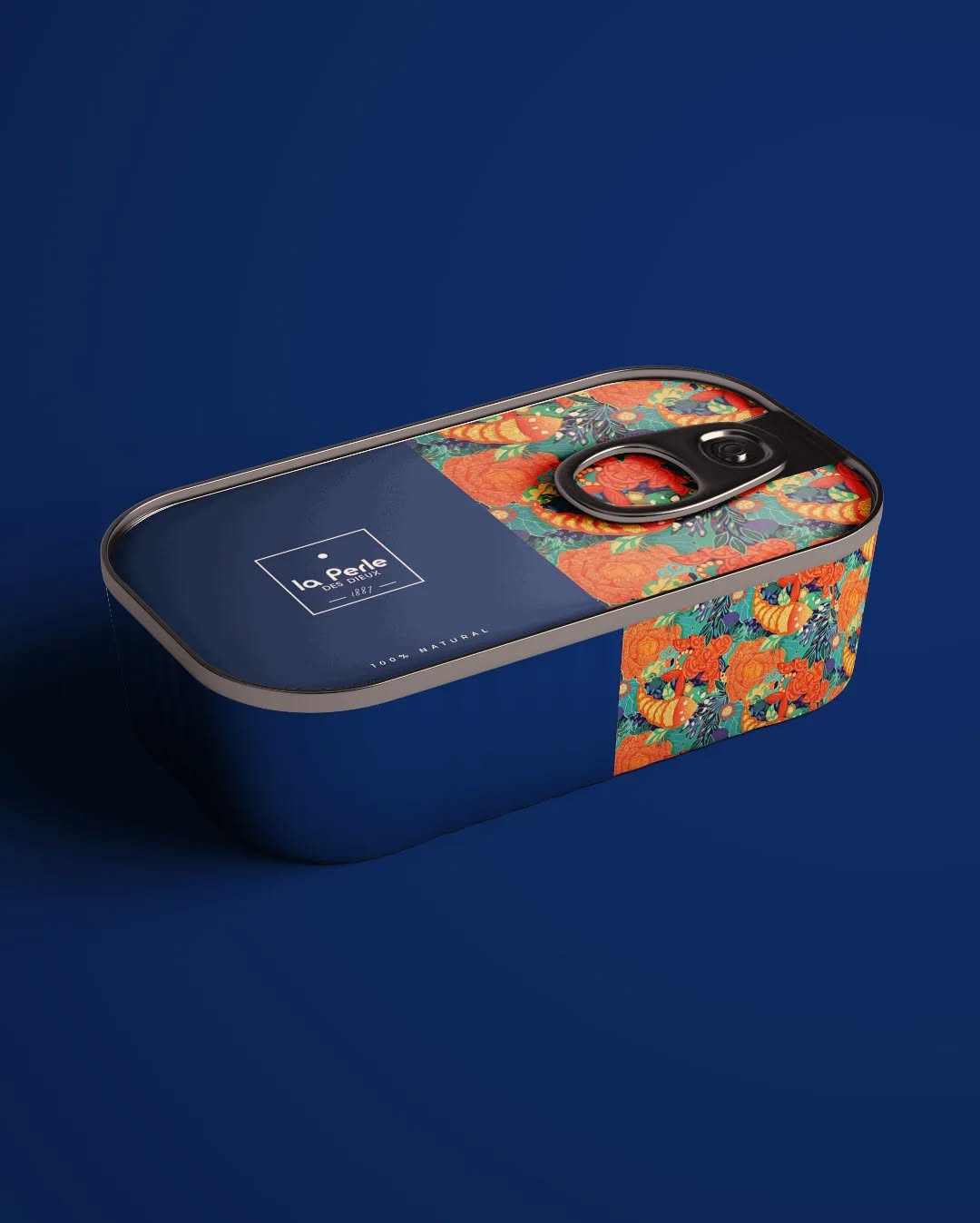 Et voilà ce que ça rend 😁
J'aimerais trop designer une boîte de sardines pour @laperledesdieux alors si jamais 🫰🙇
Et vous, vous l'acheteriez en boutique ? 🥰
#patternpackaging #packagingfood #laperledesdieux #dreamclient #lucillepattern