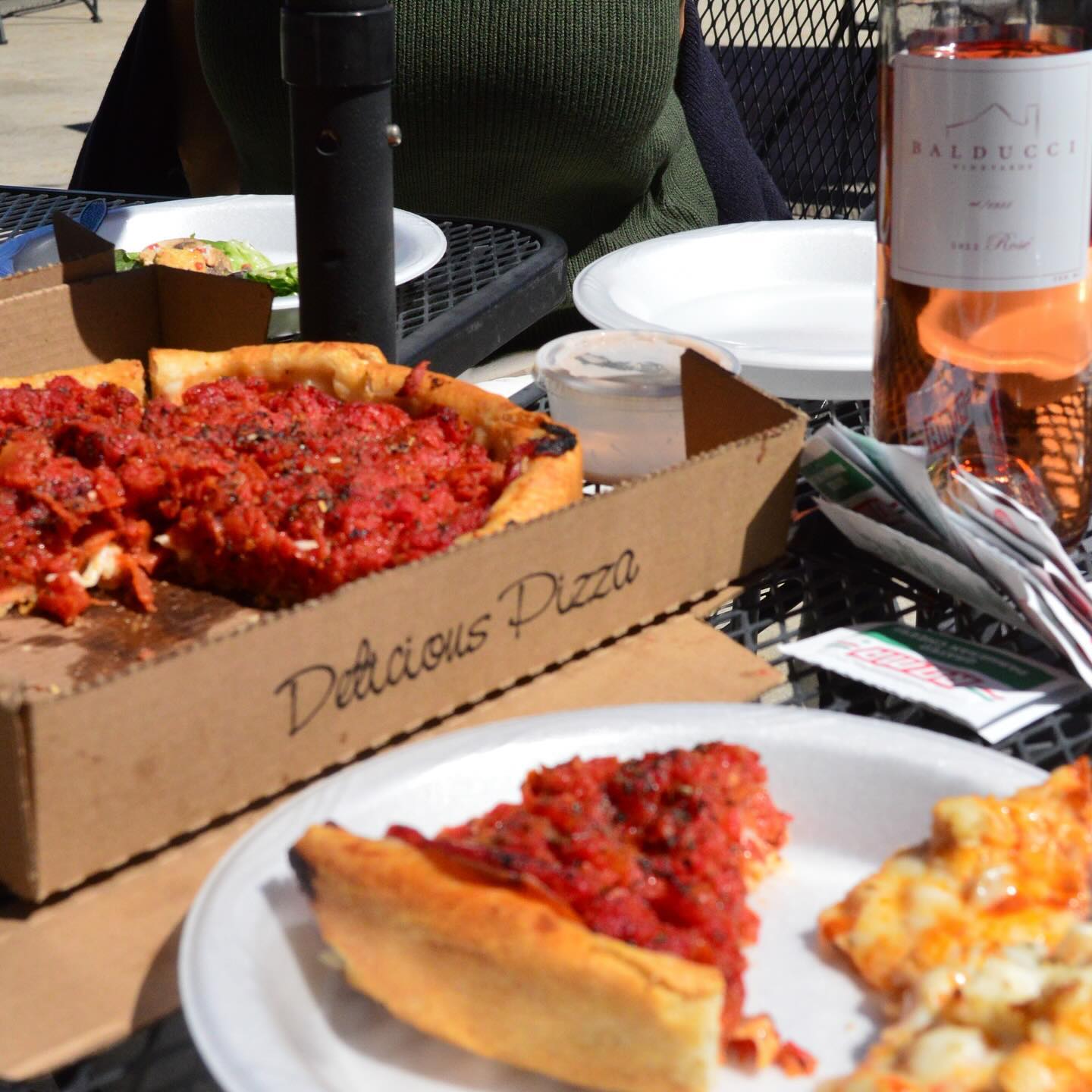 I know what you’re thinking... nothing can surpass what l’ve heard about Naples. Well for those in the Midwest, Augusta, MO is a delicious stepping stone on our journey to Naples….
Read the rest on the link in my bio💕