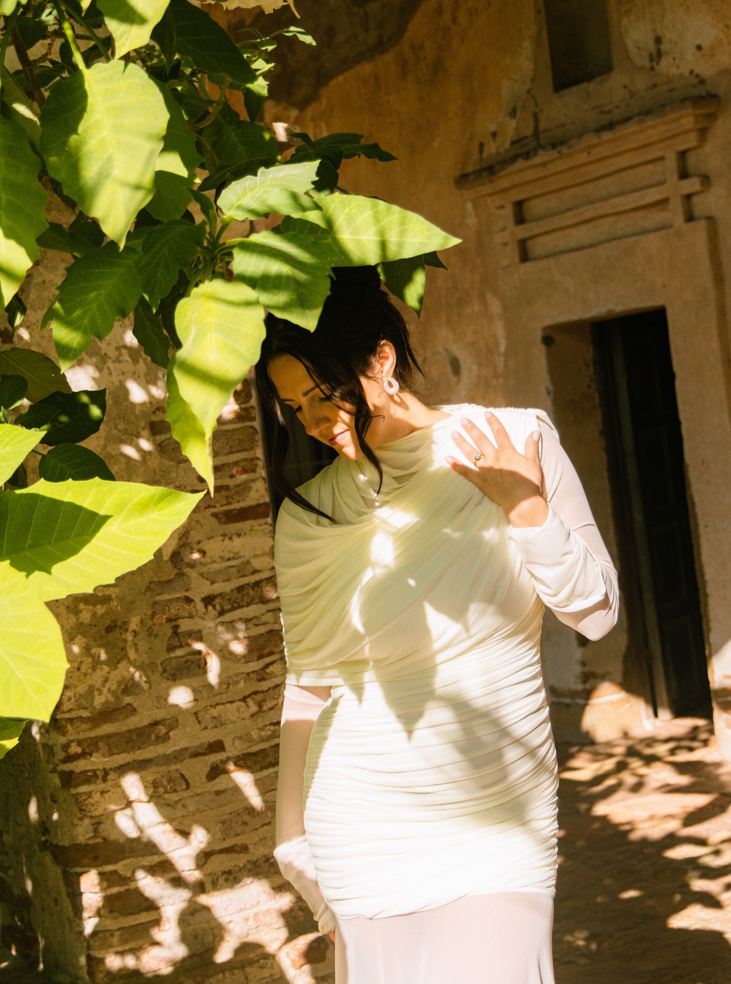 The glowing bride to be! This engagement session was sooo stunning, I am in love with every photo and cannot wait to share. Dress is @anthropologie #sanjuanmission #2026bride #engagementphotos #lagunabeachweddingphotographer #lagunabeachphotographer