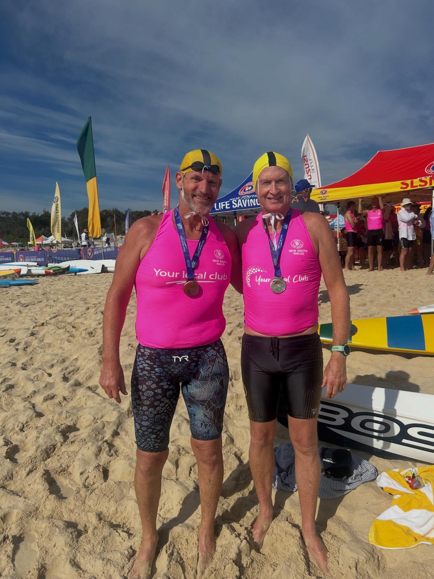 Day 1 for our Masters competitors at #statechamps26 did not disappoint with 4 gold medals, 5 silver and 2 bronze.
Michael Miller 2 gold in 65/69 surf race and tube race .
Bobbie Winger gold in 70/74 board race and silver in surf race and beach flags
Dave O’Brien gold in 60/64 rescue tube and bronze in surf race. Michael Stubbs silver in rescue tube behind Dave.
Paul Davis silver in 55/59 iron man and board race and bronze in rescue tube.
Dave Fleming 4th in 50/54 rescue tube.
Ben Plunkett 4th in 50/54 2km beach run.
Great work team and good luck again today in the team events. #yamba #mysurflife