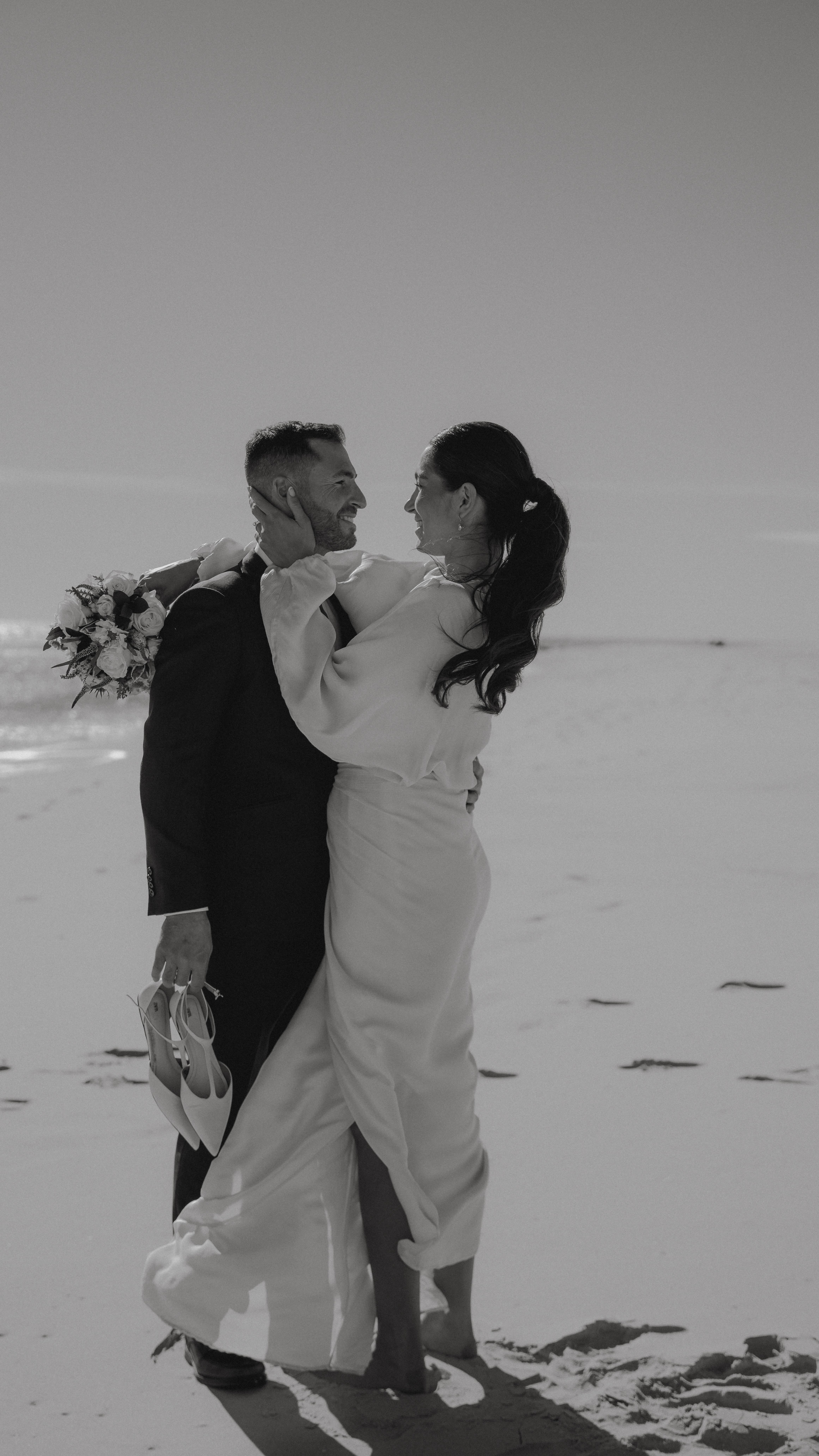 I mean, I cant be the only photographer doing this 😅
#weddingphotography #photography #nyphotographer #njphotographer #wedding