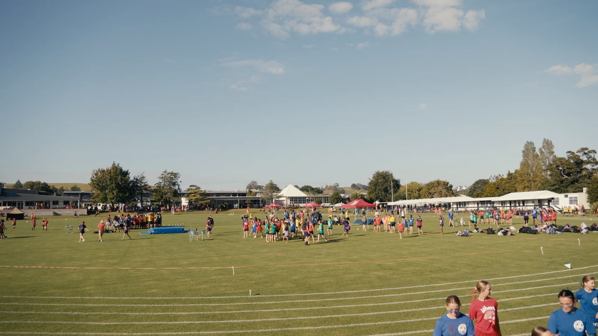 Our full school Athletics day was held on Friday. Students gained points for their house with every event they entered, with Purple house winning on the day. Thanks to Warkworth New World for providing sausages for our Prefects to cook up! Video by Momo