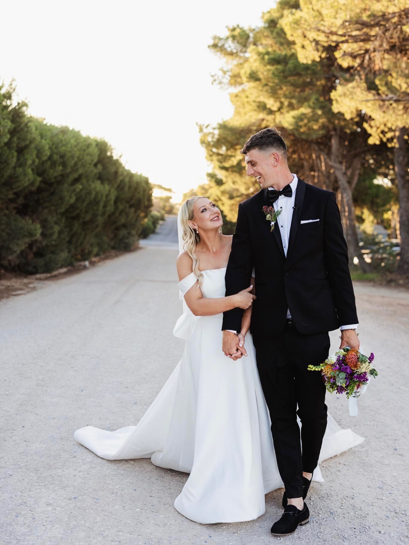 Riddle me obsessed 🤩
Maddie you were a DREAM! Thank you for being the most beautiful bride, I’m so lucky to have had you trust me on your big day! 🤍