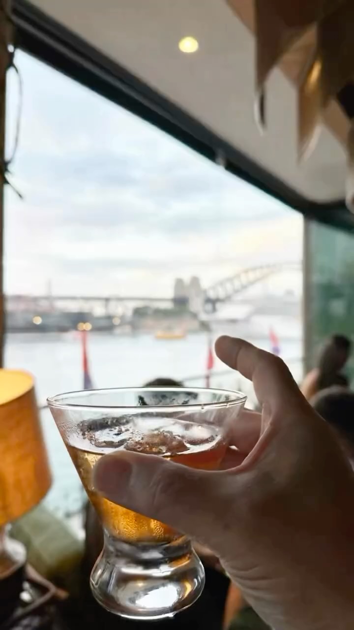 I had the best time at the Amaro Montenegro Vero Bartender Australian finals @acapulcoelvista . 6 amazing bartenders creates some cocktail magic to win their place to represent Australia…. Congrats Bear Murphy representing with Noir🤘🏻
Great people, amazing cocktails and a stunning array of canapes by @acapulcoelvista . I really had the best night! Thanks Chris @tropicool_life for the invite!
#sydneyevents #amaromontenegro #bartenderfinal #invite #mixology
@amaromontenegro_it
@theverobartender
@tropicool_life