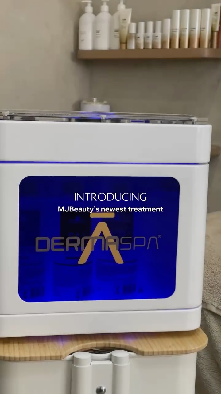 Say hello to glow like never before, Waverley â¨â
â
HydraGlow Facial is a next-level facial treatment that goes beyond cleansing, it deeply exfoliates, hydrates and rejuvenates your skin in one soothing session. â
â
Using advanced vortex technology, it removes impurities, replenishes hydration and nourishes with peptides, antioxidants and vitamins for a radiant, healthy complexion.â
â
Perfect for dull, congested or uneven skin, HydraGlow Facial delivers instant results with zero downtime. â
â
Your skin will look smoother, feel softer and glow from the inside out. đ