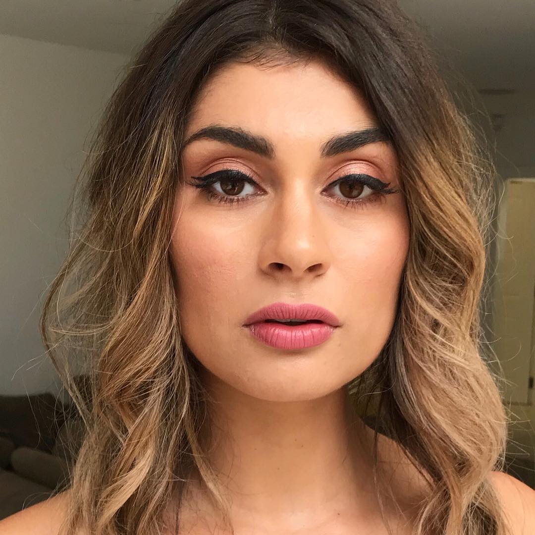 Makeup by @ashquinnmakeup