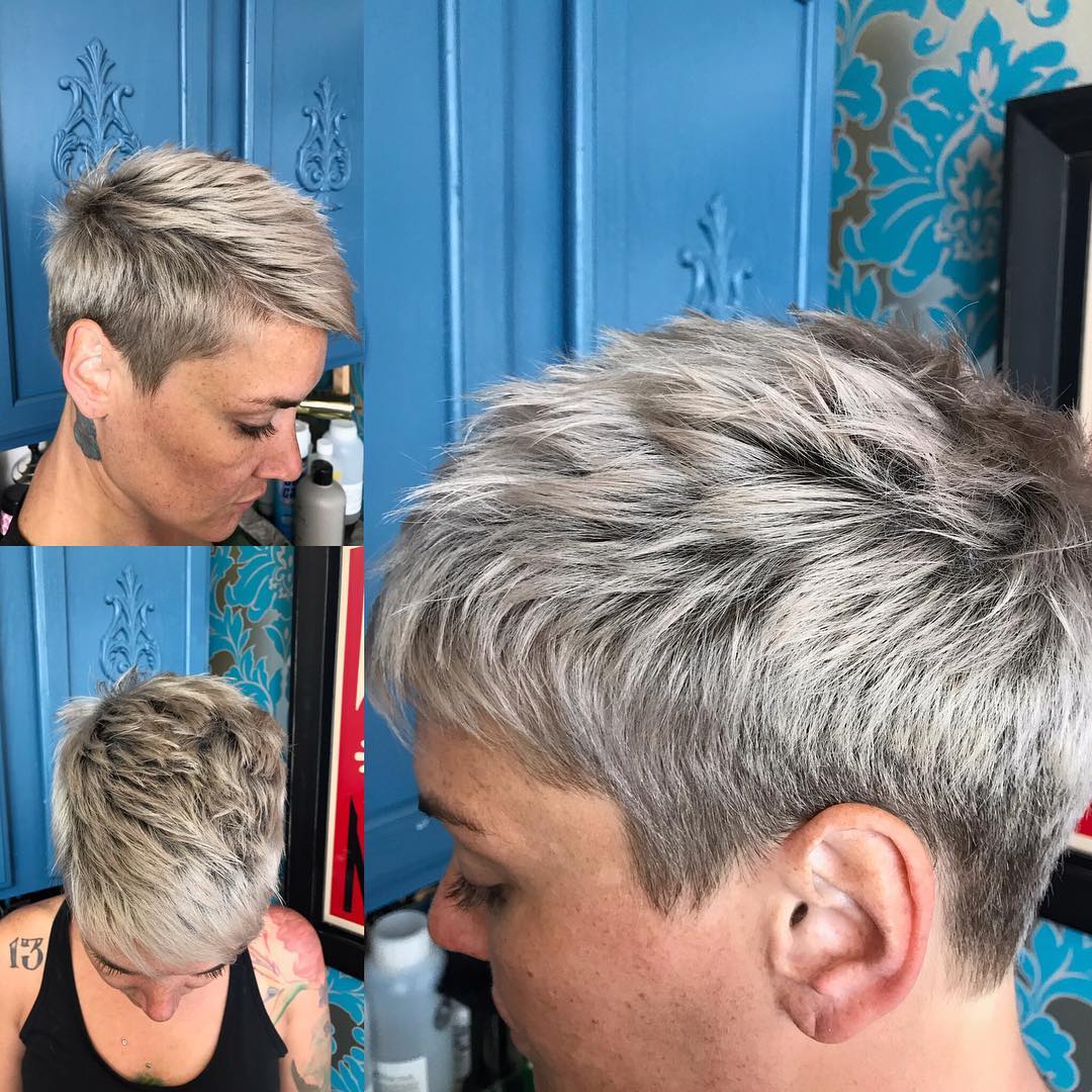 Meet Molly, @mimi_brick. She's a kick-ass lady who loves to take risks. Mask with Vibrochrom from Davines conditions your hair while giving you a color that will turn heads. I love their #sustainablebeauty mission for all women. My goal is always to make you feel #beautiful. How can I do that for you? Book online today and let's find out. #richardrudolphdesigns #davinesnorthamerica #maskwithvibrachrom #kickasslady #cityway #suite6 #salon #haircare