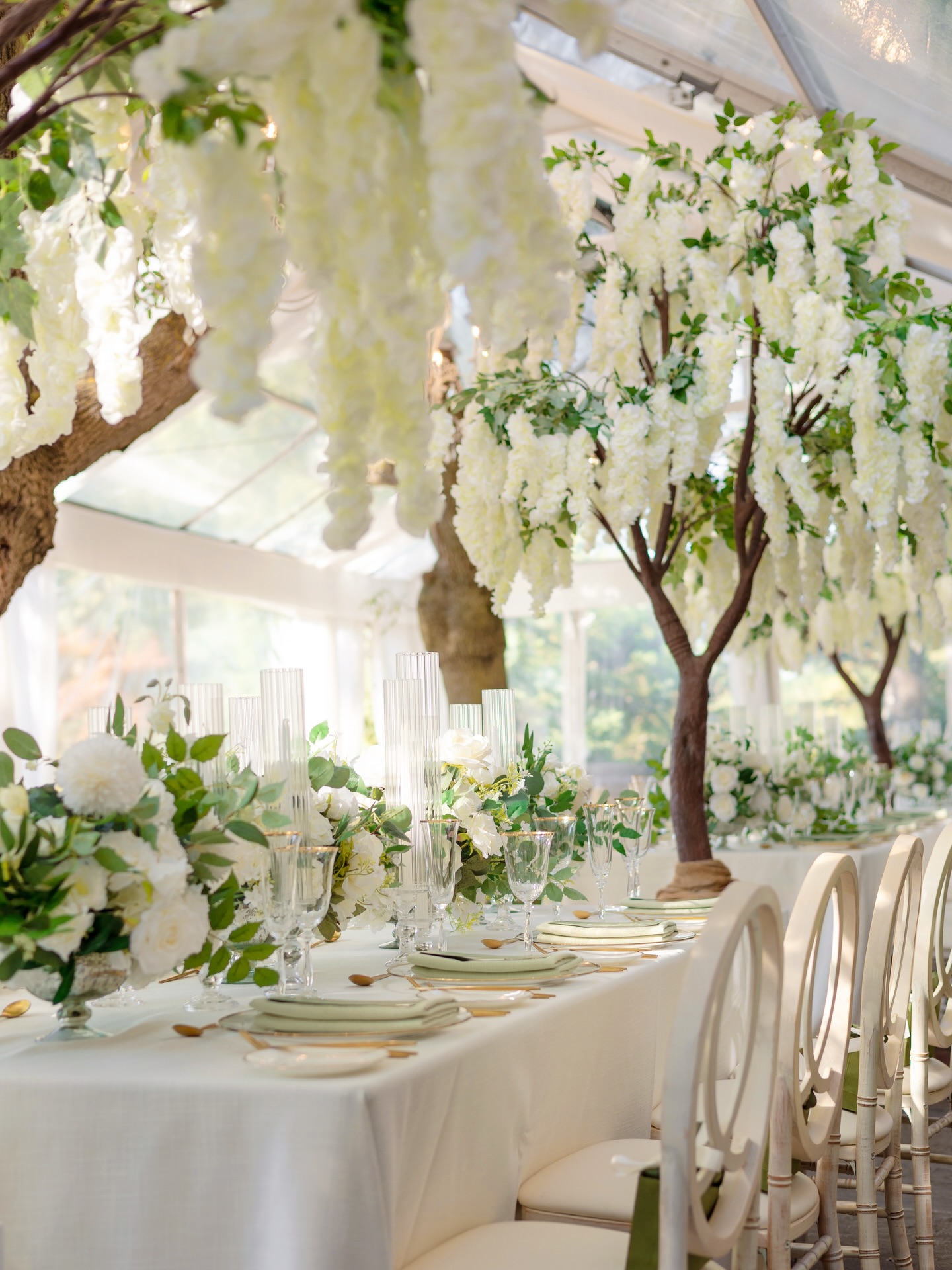Spring is on the way 🌿Bloom season loading…
Floral and decor : @peachwoodevents
Planning: @destinyweddingsca
Photo: @orchidphotostudio
#torontoflorist #torontoweddings #graydonhallwedding #torontoweddingrentals #torontoweddingvenue
