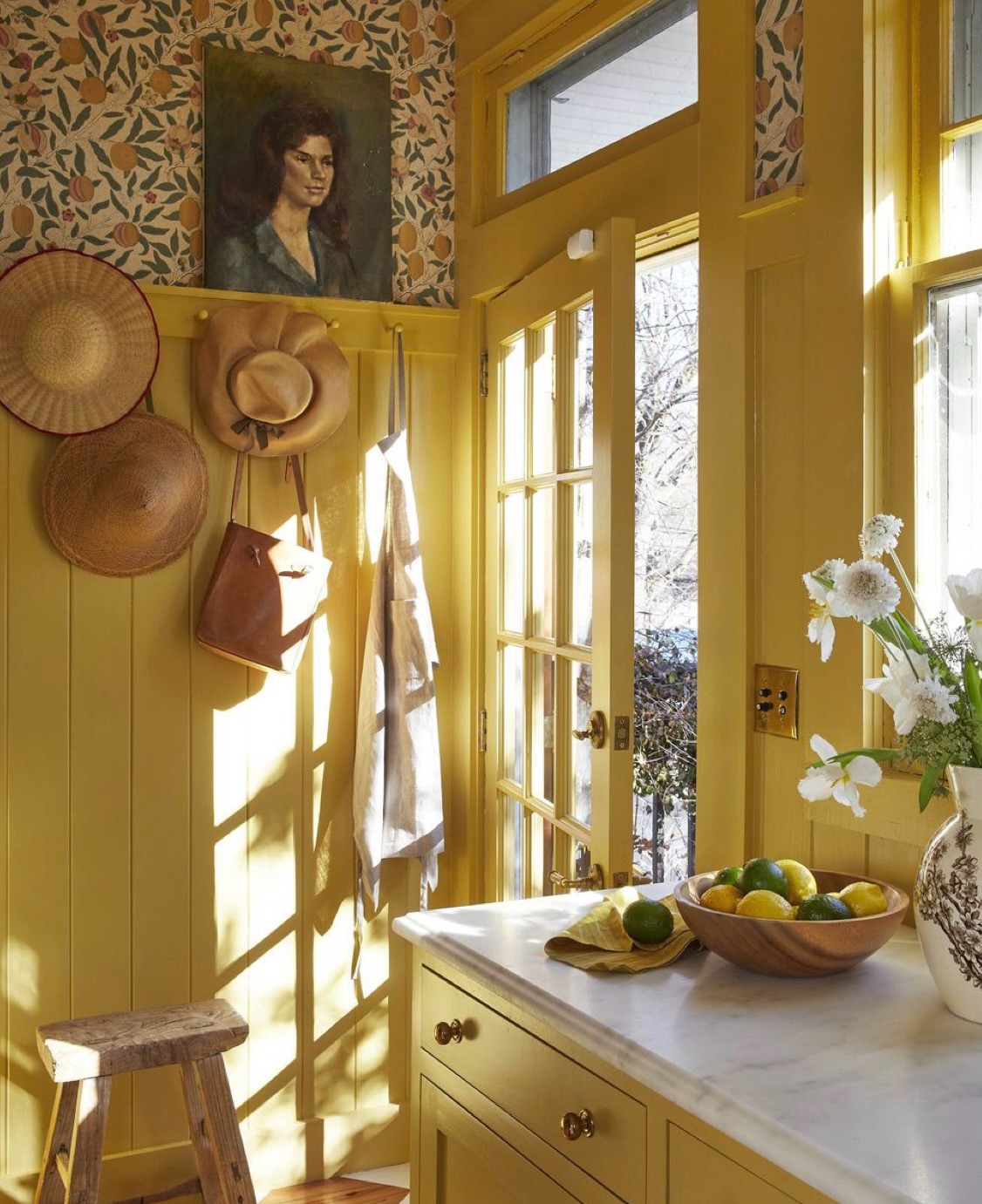 Wasn’t the sun today glorious! Here are a few spring inspired interiors we thought matched the mood. Can’t wait for longer days and the gardens to be in bloom.
#springiscoming #brightinteriors #interiorsinspo #homestyle
📸 @pinterest