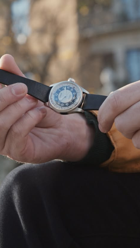 🔹 Offizieller Händler: Jenni Uhren AG
Besuche uns auf 👉 www.jenni-uhren.ch
The first Oris watch with the Pointer
Date display came in 1938. After
the management buyout, we made
the decision to focus on mechanical
watches, and at that point we decided
to make this legendary complication
a collection cornerstone.
#Oris #BigCrownPointerDate #Bullseye