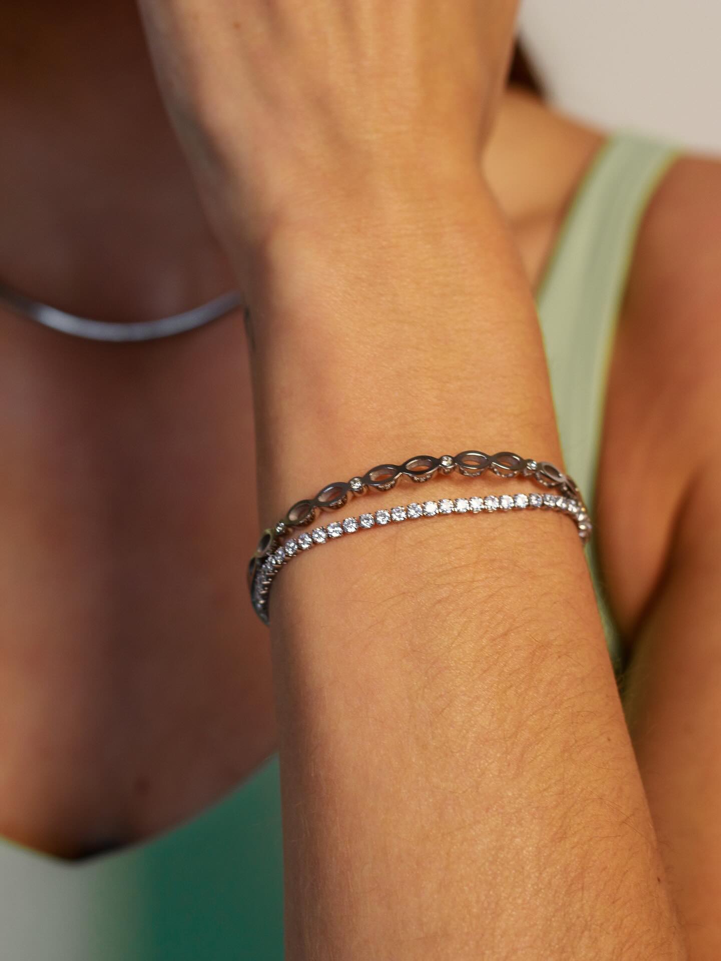 They’re here again! Tennis Bracelets back in stock — hurry before they disappear.
.
.
.
.
#seesea #lovefromthesea #waterproofjewelry #tennisbracelet
