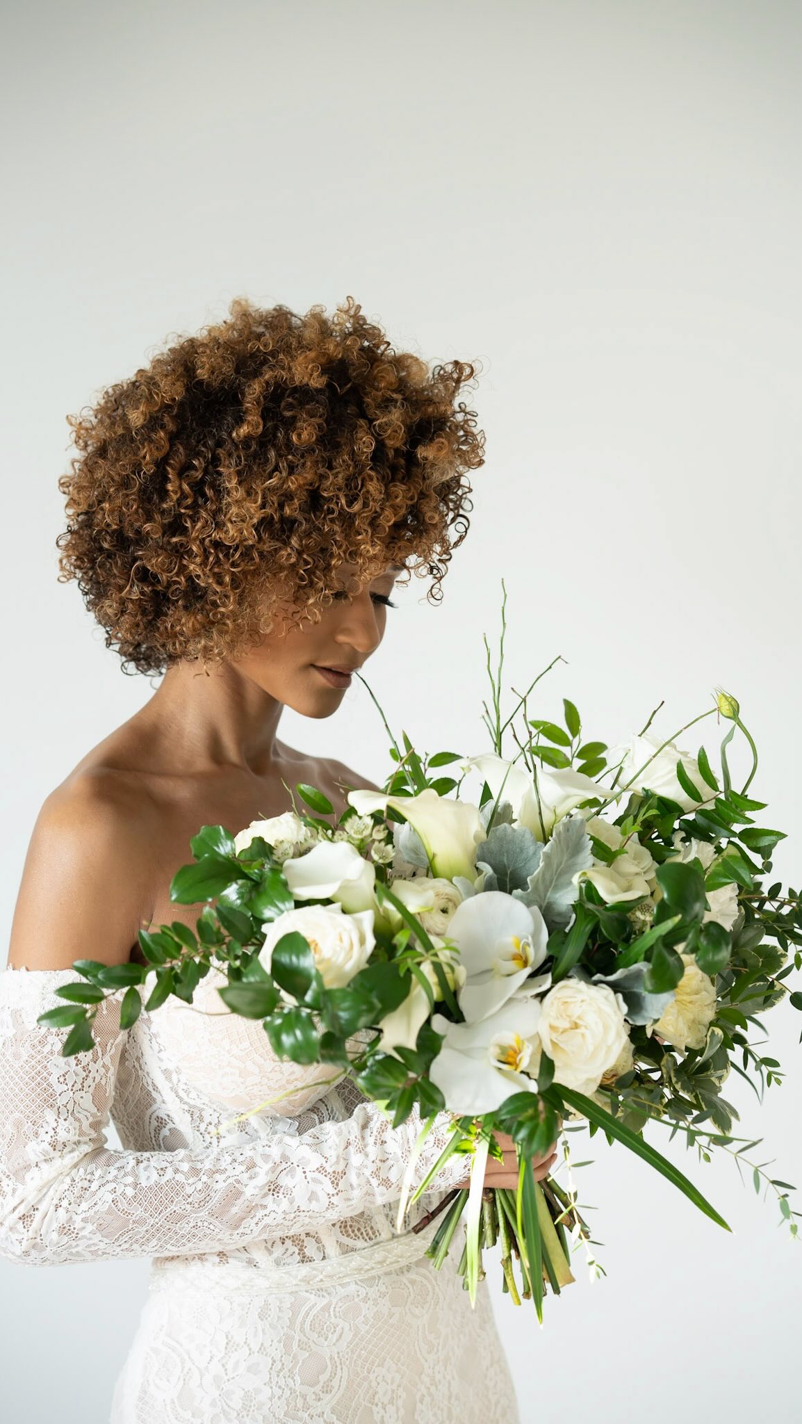 Make your special day perfect with a custom bouquet 💐 All inquiries are welcome through email!
📧 sales@lenasfloraldesigns.com
🔗 www.lenasfloraldesigns.com
#torontowedding #toronto #torontolocalbusinesses #floraldesign #flowershop