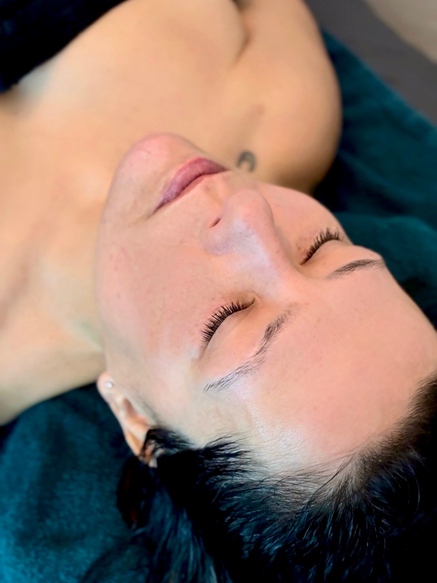 ✨ 6-Month Skin Reset ✨
Consistency is the secret to healthy skin.
Our chemical peel package series at Halcyon Salon includes 6️⃣ customized peels for the cost of 5️⃣, designed to gently resurface, brighten, and restore balance over time.
Powered by @eminenceorganics, their Organic Skin Care botanical peels are incomparable — effective, natural, and no downtime.
Book your spot now with @alyssatayloresthetics!
Purchase this limited time offer online on our Vagaro site under packages or in person!
#chemicalpeel #organicskincare #takeaction