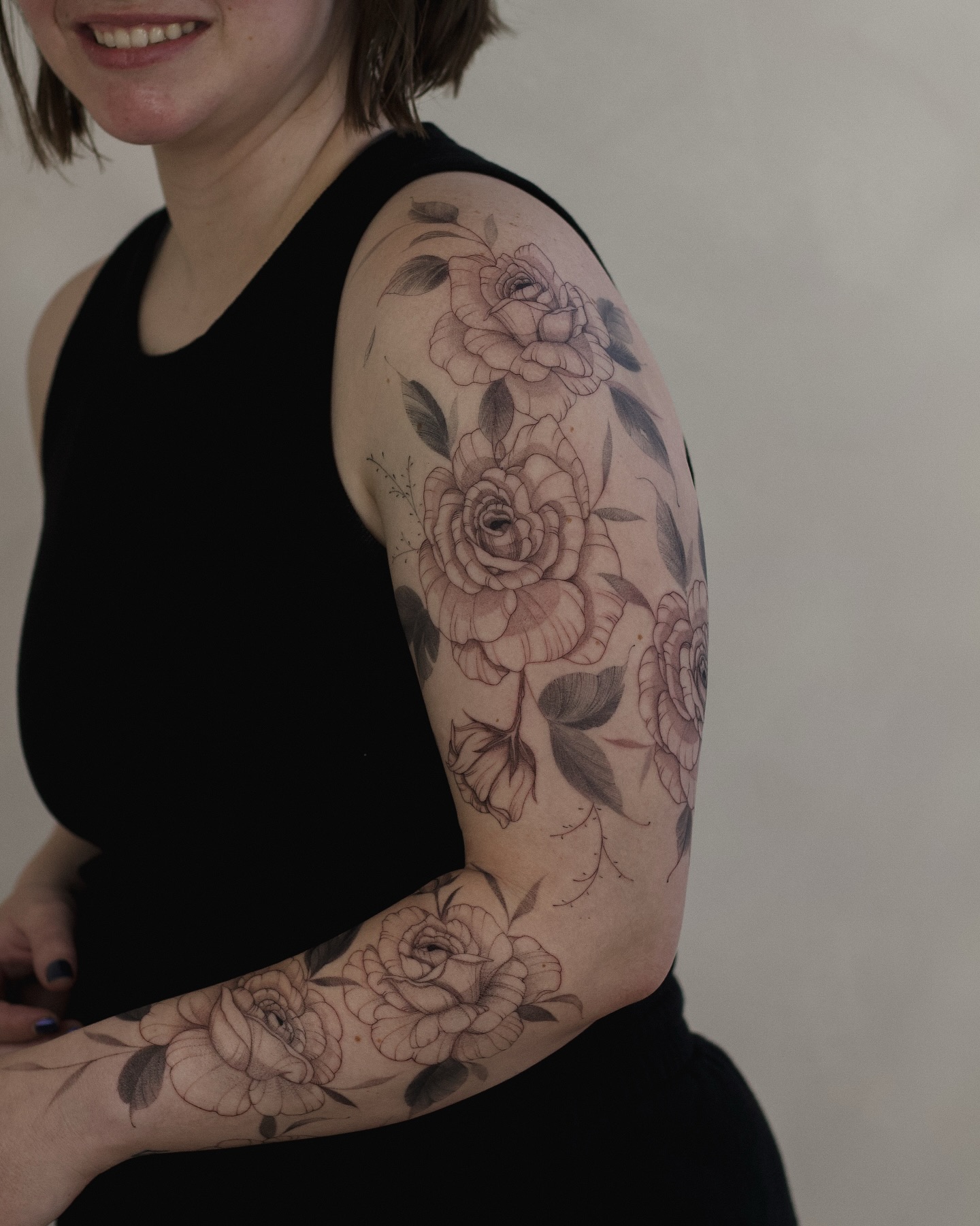 Custom Rose Sleeve: COMPLETE 🌹🔥 Designed to flow with every contour. Lots of planning. Hours in the chair. Total trust in the process. If you’re ready to start your own custom sleeve journey, this is your sign ❤️🔥
•
•
•
#aztattoo #finelinetattoo #ornamentaltattoo #floraltattoo fyp lines fineline aztattoo tattooartistarizona mesatattoo gilberttattoo finelinearizona finelineaz peony flowers flowertattoo flowertattooaz freehandtattoo botanical botanicaltattoo floral floralfineline art ornamentaltattoo flower tattooed arizona tattooideas inspo inspotattoo fyp hawaiitattoo hawaiifineline oahutattoo konatattoo kauaitattoo hawaiitattooartist traveltattooartist inkisland phoenixtattoo chandlertattoo