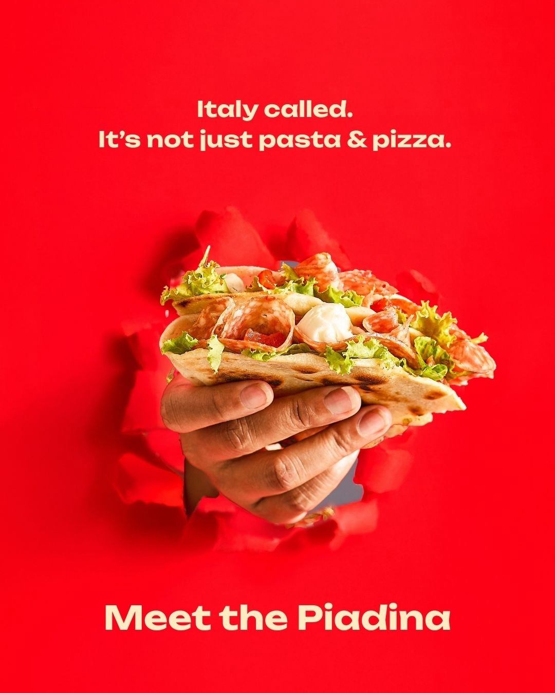 Italy has more to offer than pasta and pizza. 🇮🇹
Meet the Piadina — Italy’s beloved flatbread, folded with flavour and finally making its way to Bangalore.
#feelingitaliantoday #eatroma #romadeli #piadina #italianflatbread