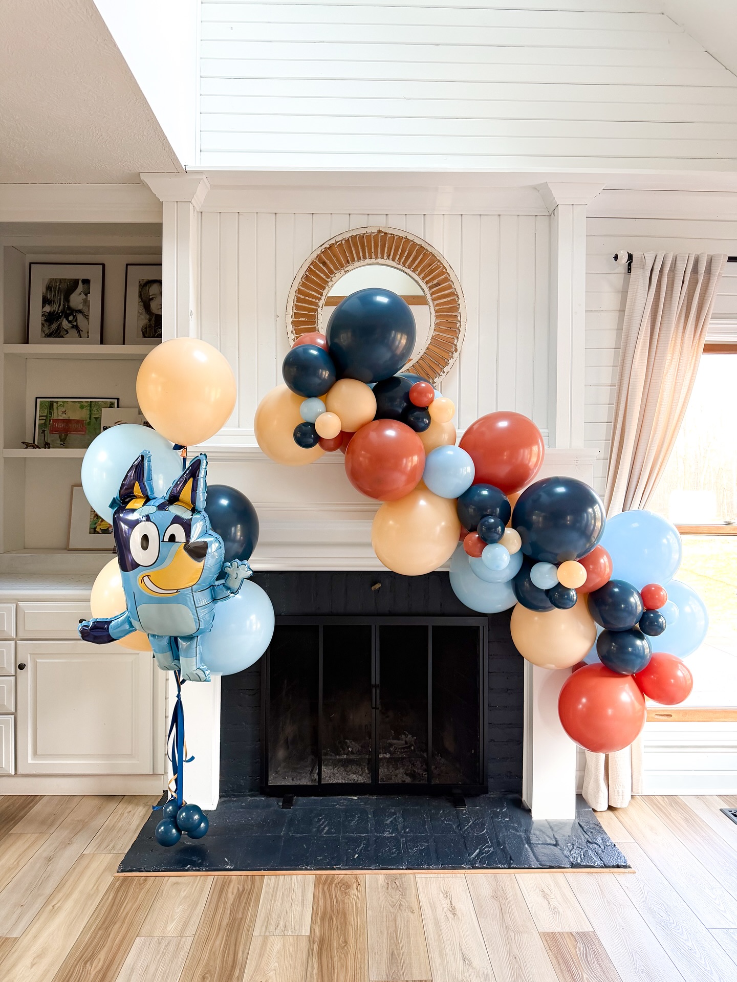 ✨Betty on a Budget✨
Each of these looks prices out to UNDER $225! 🙌🏼
The same quality materials, expertly assembled by our team and ready for pick-up at our Chesterland studio! Let’s party together soon, k?
.
.
.
.
#diyballoons #diyballoongarland #balloongarland #balloonarch #balloonmarquee #numberstack #balloonbackdrop #balloonbouquet #heliumballoons #heliumballoonscleveland #clevelandballoons #clevelandmoms #balloonscleveland #balloonstore #heliumbar #extrabetty #cleveland #balloonbusiness #lookforless #budgetbirthdaypartyideas #budgetbirthdayparties