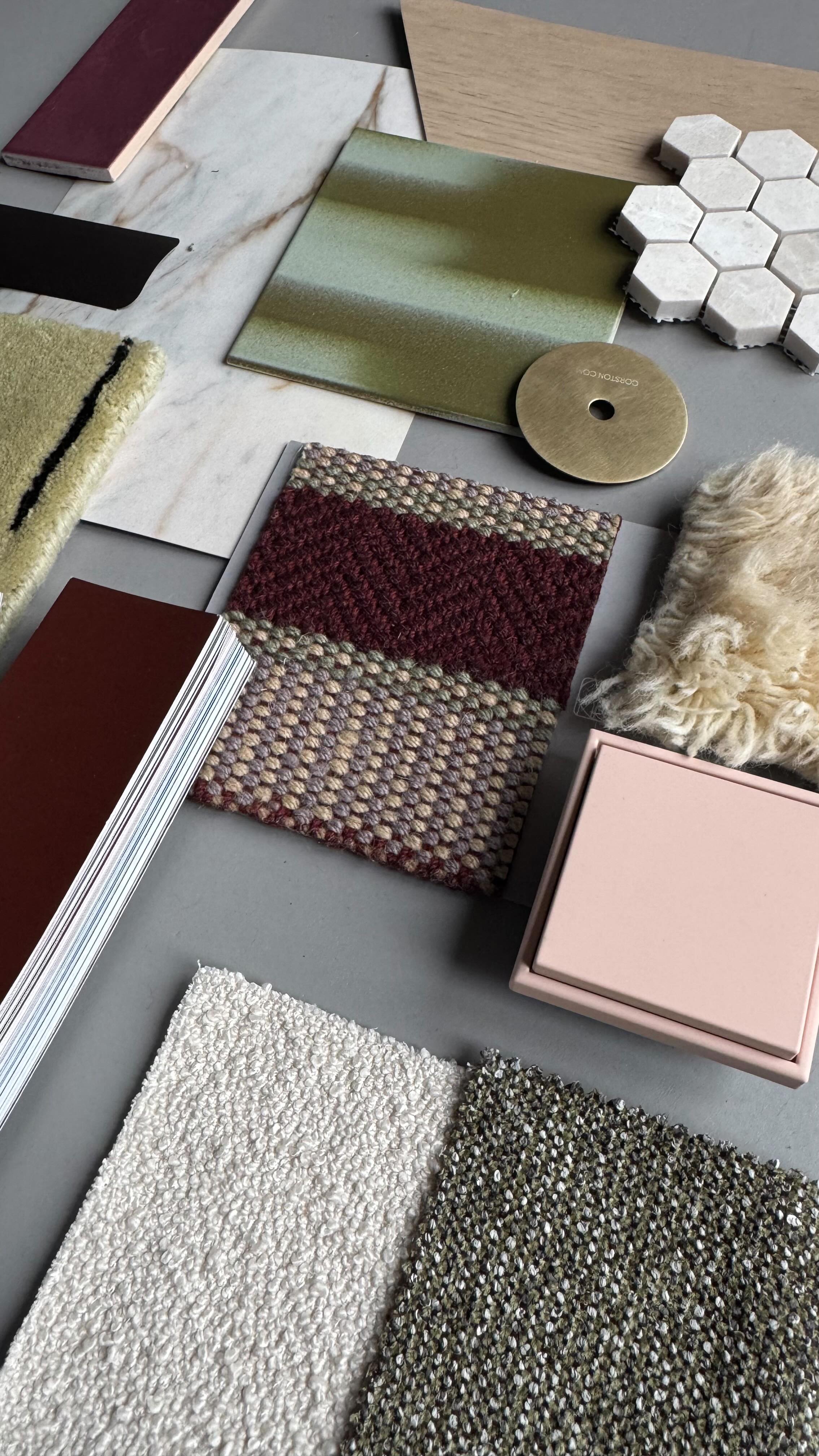 Jouw droomhuis realiseren zónder stress of spijt achteraf? Start op tijd met je interieurplan! 🏡✨
Een verbouwing of verhuizing is al spannend genoeg. Door in een vroeg stadium samen te werken met een interieurdesigner, leg je een ijzersterke basis. Geen eindeloze twijfels in de bouwmarkt of meubelzaak, maar een heldere visie.
Met een gedegen interieurplan bespaar je niet alleen veel tijd, maar voorkom je ook dure fouten en teleurstellingen. Jij hoeft alleen nog maar te genieten van het proces! 🥂
Zie jij door de bomen het bos niet meer en kun je wel wat hulp gebruiken? Ik denk graag met je mee! Plan een vrijblijvend kennismakingsgesprek in via de link in mijn bio.
Of je nu een klein of groot project hebt, ik heb altijd een passend aanbod en pakket voor jouw budget. Laten we koffie drinken! ☕️
#interieurinspiratie #verbouwing #interieurstyling #huisinrichting #interieurarchitect woonideeën binnenkijken interieurtips huisverbouwen budgetvriendelijk