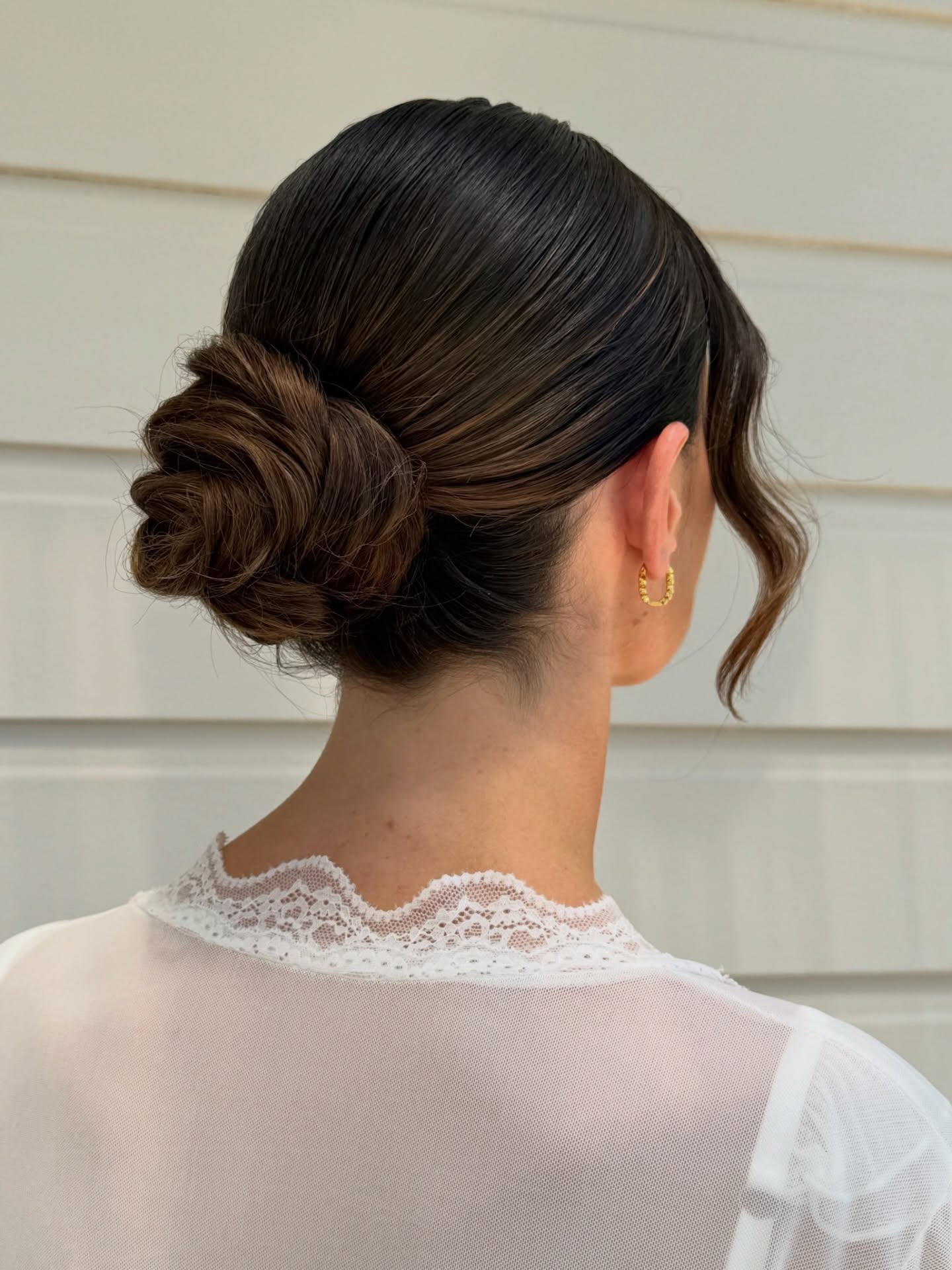 Someone PINCH ME ✨
My gorgeous bride Belle, what an absolute honour it was! I’m so incredibly grateful you chose me to be part of your wedding morning - I loved it!
Are you getting married soon? Want to look as good as this angel on your special day? Send me an email with your details and let’s book you in! 🤍