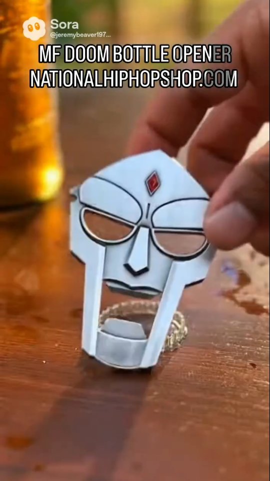 🍺Only 30 MF DOOM bottle openers available @thenationalhiphopshop Act now while supplies last!!!⬇️⬇️⬇️
https://www.hiphopmuseumdc.org/product-page/mf-doom-one-beer-magnetic-bottle-opener
#mfdoom #beer #hiphop #bottleopener