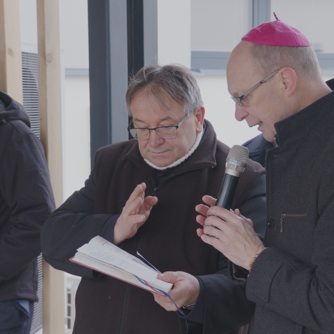 Charita Svitavy otevřela nové budovy - pro ošetřovatelskou službu a pro denní centrum.
https://youtu.be/DPm-altn4qM