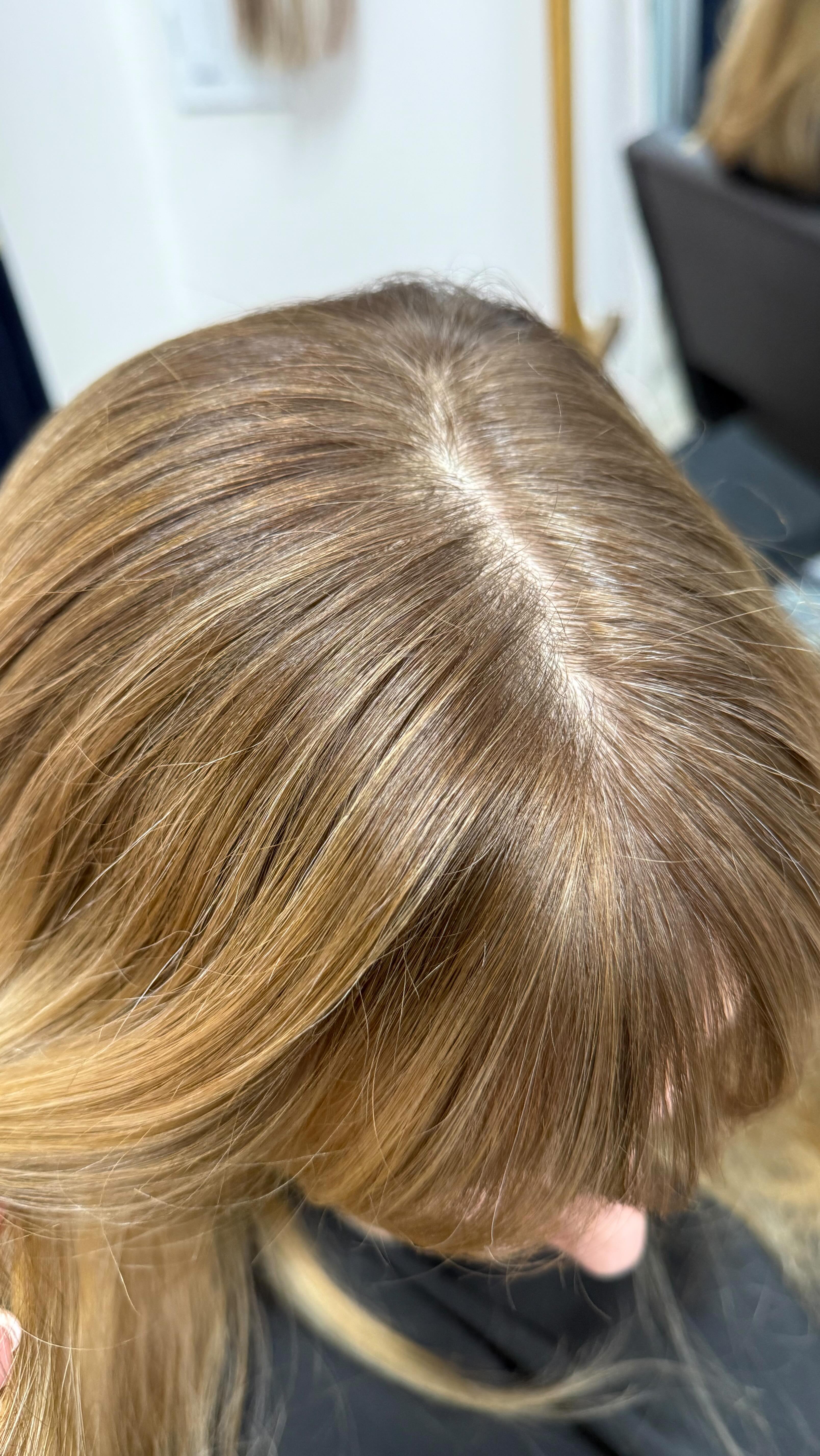 Stop chasing your roots.
She came in feeling frustrated.
Tired of seeing that harsh line.
Tired of booking appointments every 4 weeks.
Tired of fighting what her hair naturally wants to do.
She didn’t need heavier coverage.
She needed a strategy.
Grey blending isn’t about covering.
It’s about softening.
Diffusing.
Working with your natural pattern instead of against it.
And here’s the truth:
Most stylists were trained to eliminate grey.
Not harmonize it.
That’s why so many women sit in my chair saying,
“My stylist won’t do this,”
or
“They tried… but it didn’t grow out right.”
Grey blending is technical.
It requires restraint.
It requires understanding light distribution and grow-out patterns.
It requires knowing when to leave hair alone.
If you’re a woman ready for lower maintenance and softer grow-out → book a consultation.
If you’re a stylist who feels behind in this area → follow along.
This isn’t luck. It’s method.
Grey blending is the future of color.
