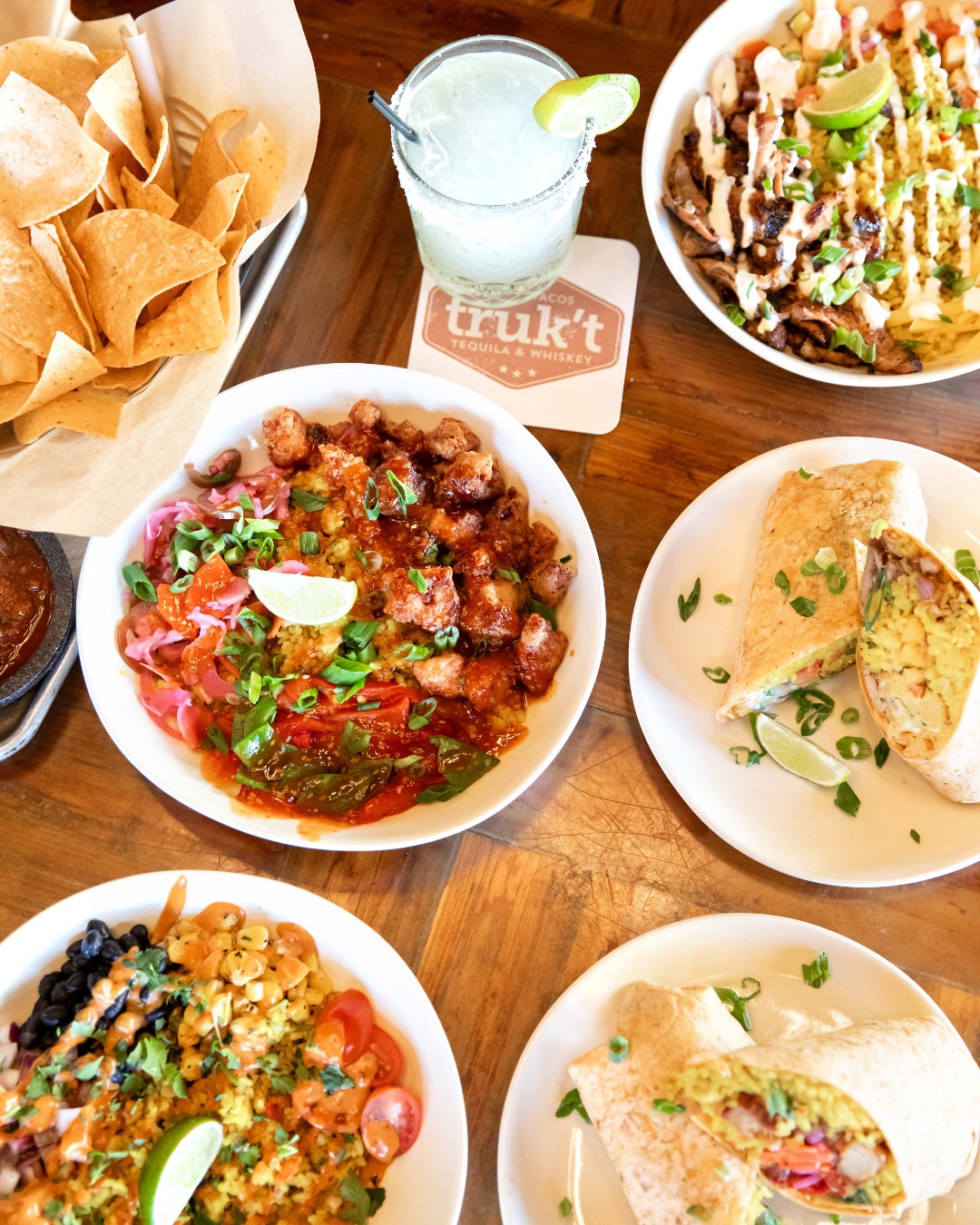 We need answers. Are you team bowl or team burrito? Drop it below.