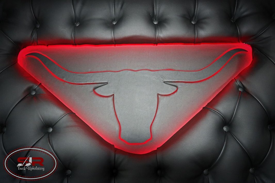 Quick update in my previous post….it has now been fitted unto the truck and I thought you might like to see how it turned out 😳 #reallyproud #lovely work #longhorn #trucklife #handmadegreatbritain #svgfiles #svgdesigns #svgcuts #keepgoing #smallbusinessesmatter #🙌