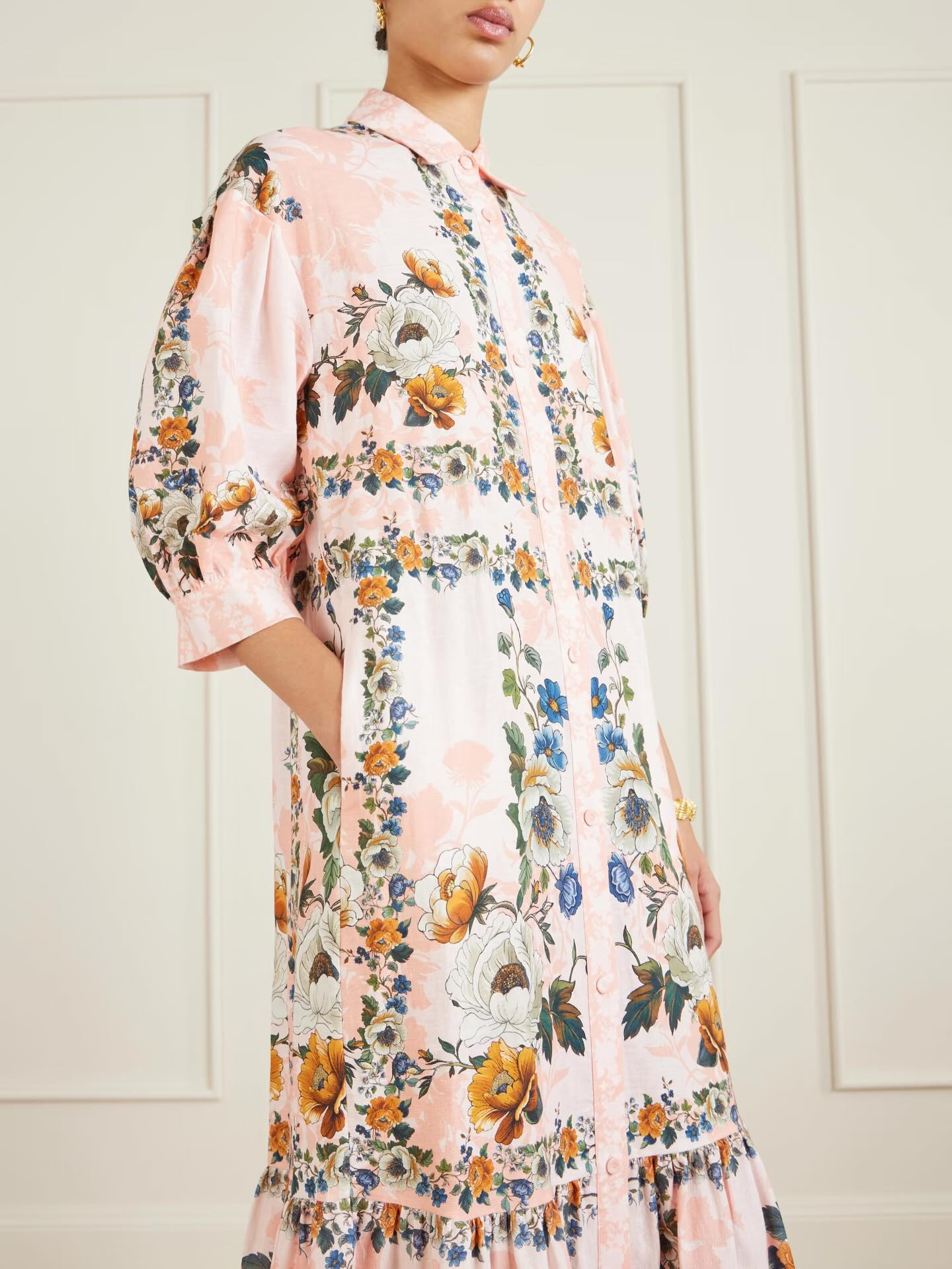 Ease, elegance, and effortless movement-Resort2026
#borgodenor
#Resort26