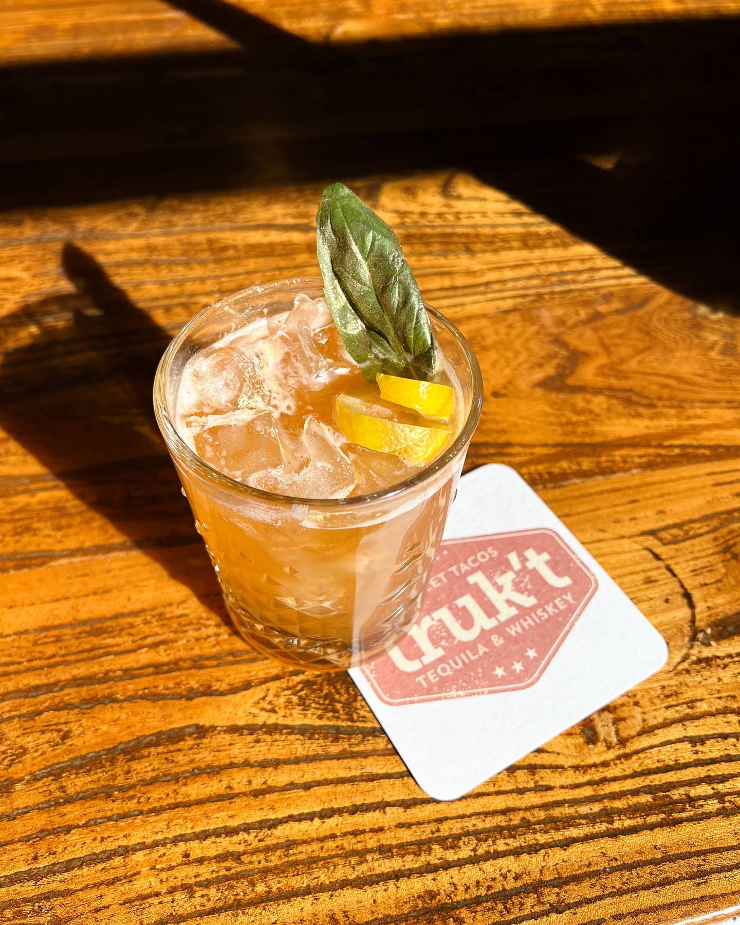W.T.F. – weekly truk’t feature
BASIL & BARLEY – slane irish whiskey, giffard ginger, lemon juice, agave, angostura bitters, basil leaves, edible gold glitter
Available through 3/8.