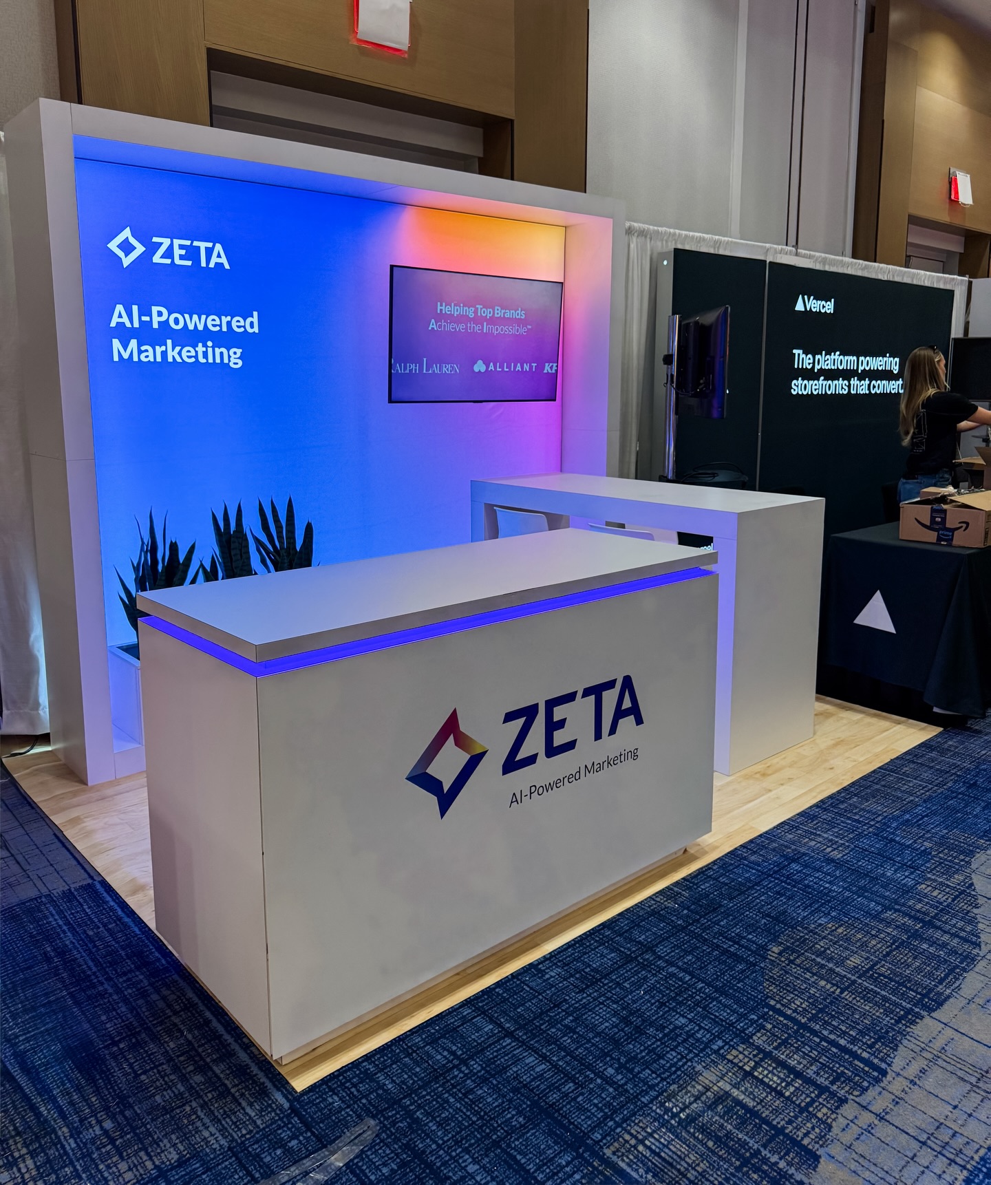 Wishing Zeta Global a fantastic and successful week at eTail West! ✨
We’re proud to support their presence with a sleek, fully turnkey rental exhibit—complete with vibrant backlit branding, integrated AV, custom counters, and modern meeting space—designed to make a bold impact on the show floor.
Here’s to meaningful conversations, new connections, and a standout event! 🚀
#etailwest #etail2026 #etailwest2026 #rentalinline