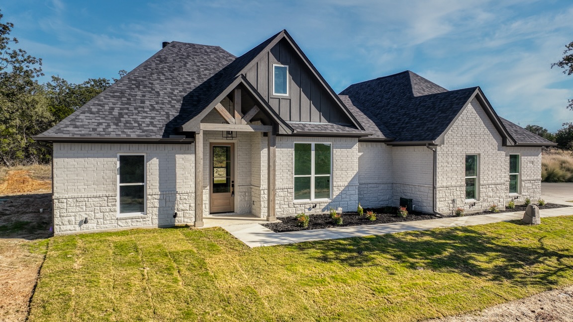 Our fourth Texas property🏡 •
•
•
#newhome #construction #design #interiordesign