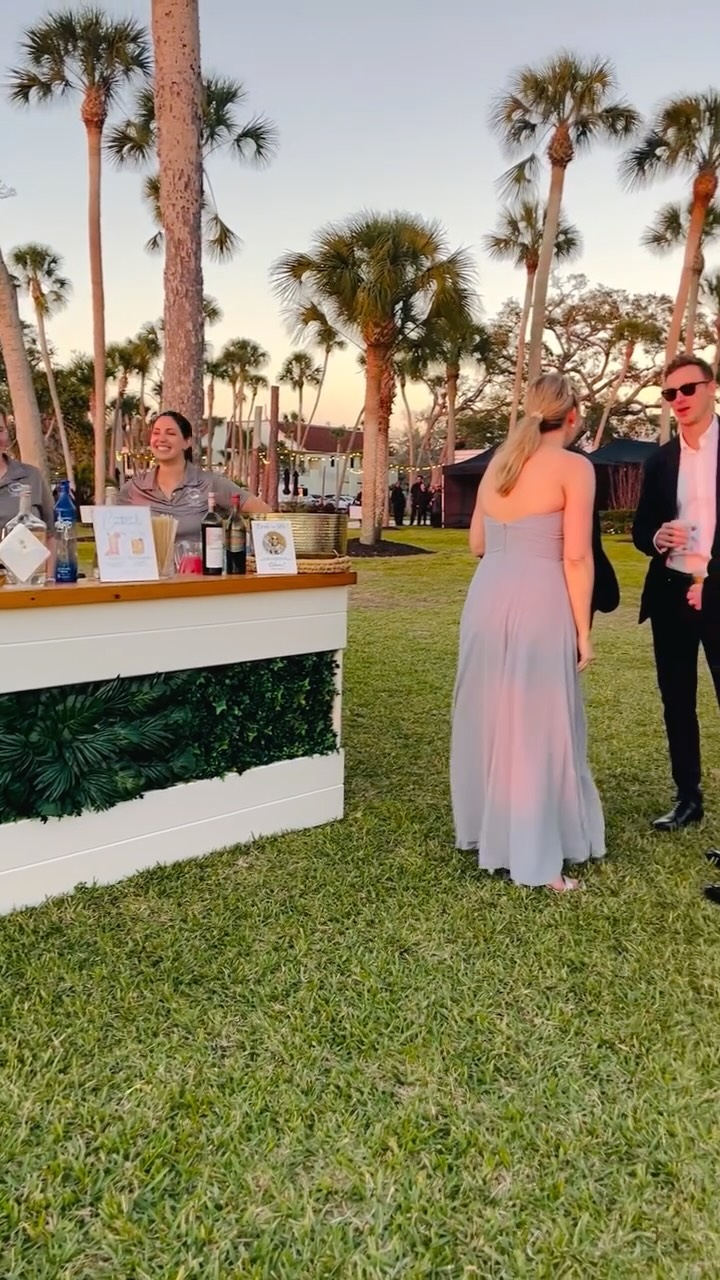 Last weekends New College Wedding was one for the books! Im so thankful truly for the beautiful weather and truly amazing evening! What a night! π
@lauradetwilerevents